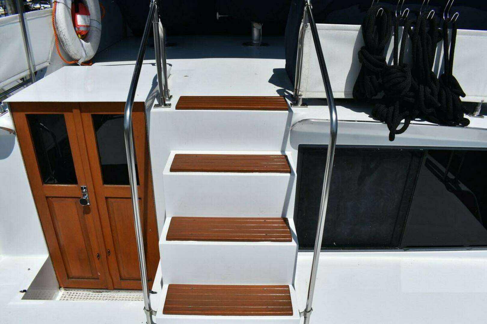 1985 Marinette 39 Double Cabin - Image 34