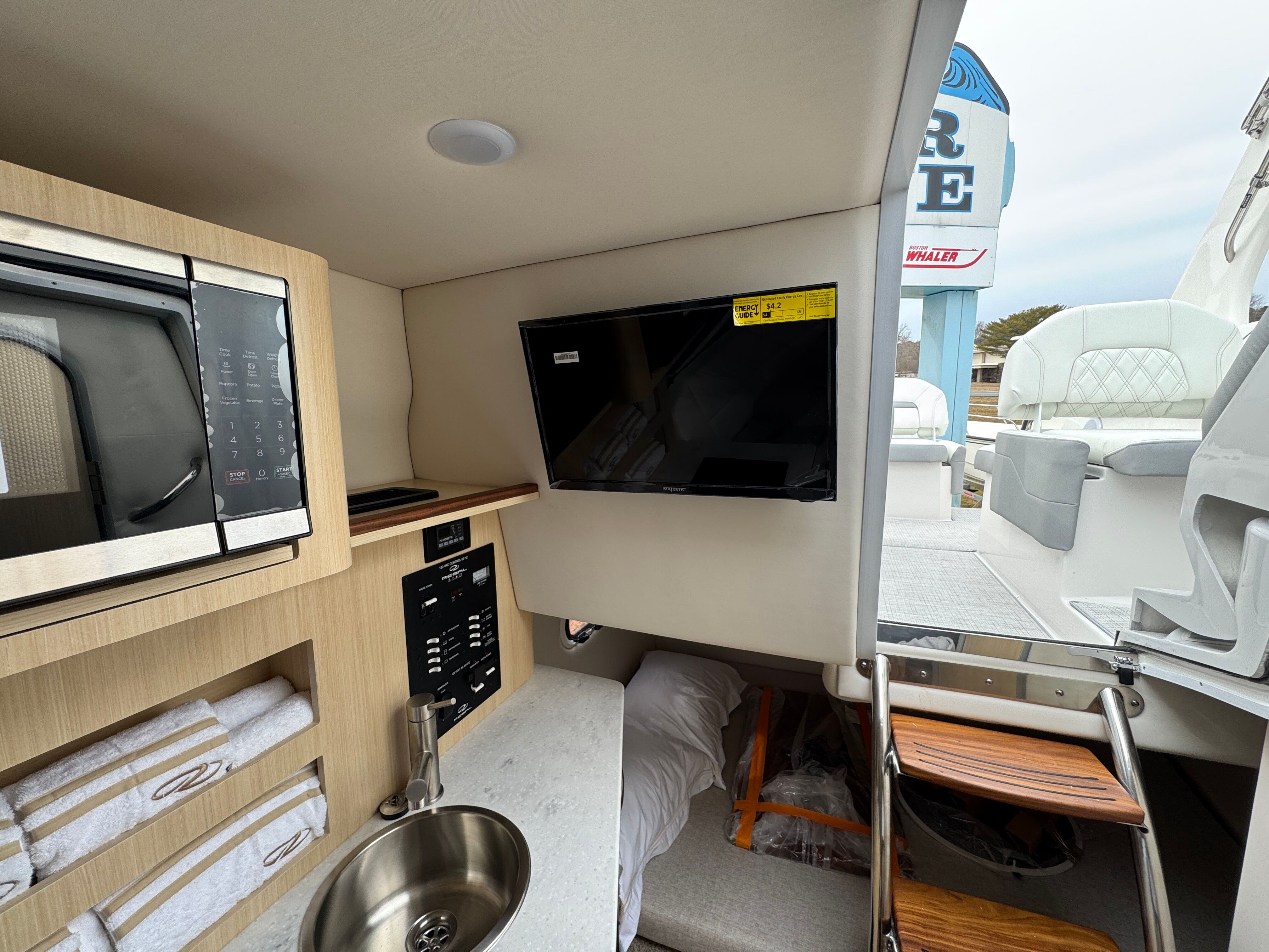 2026 REGAL 26 XO - Image 23
