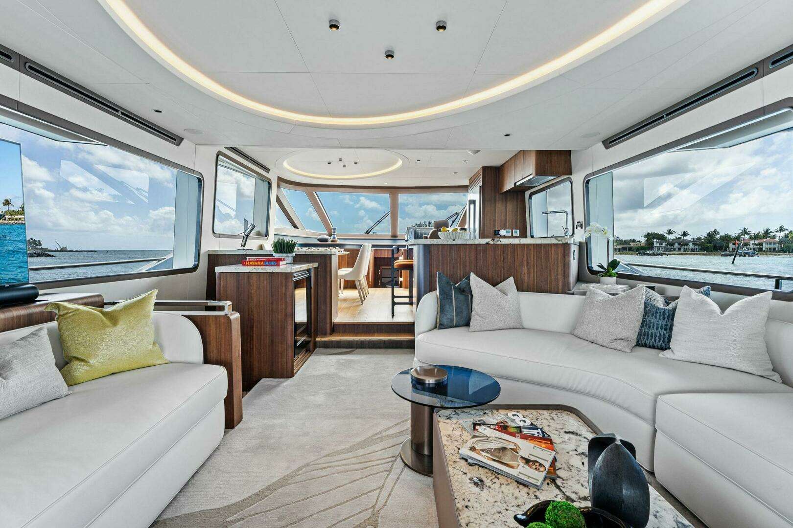 2024 Aquitalia Yachts Flybridge - Image 6