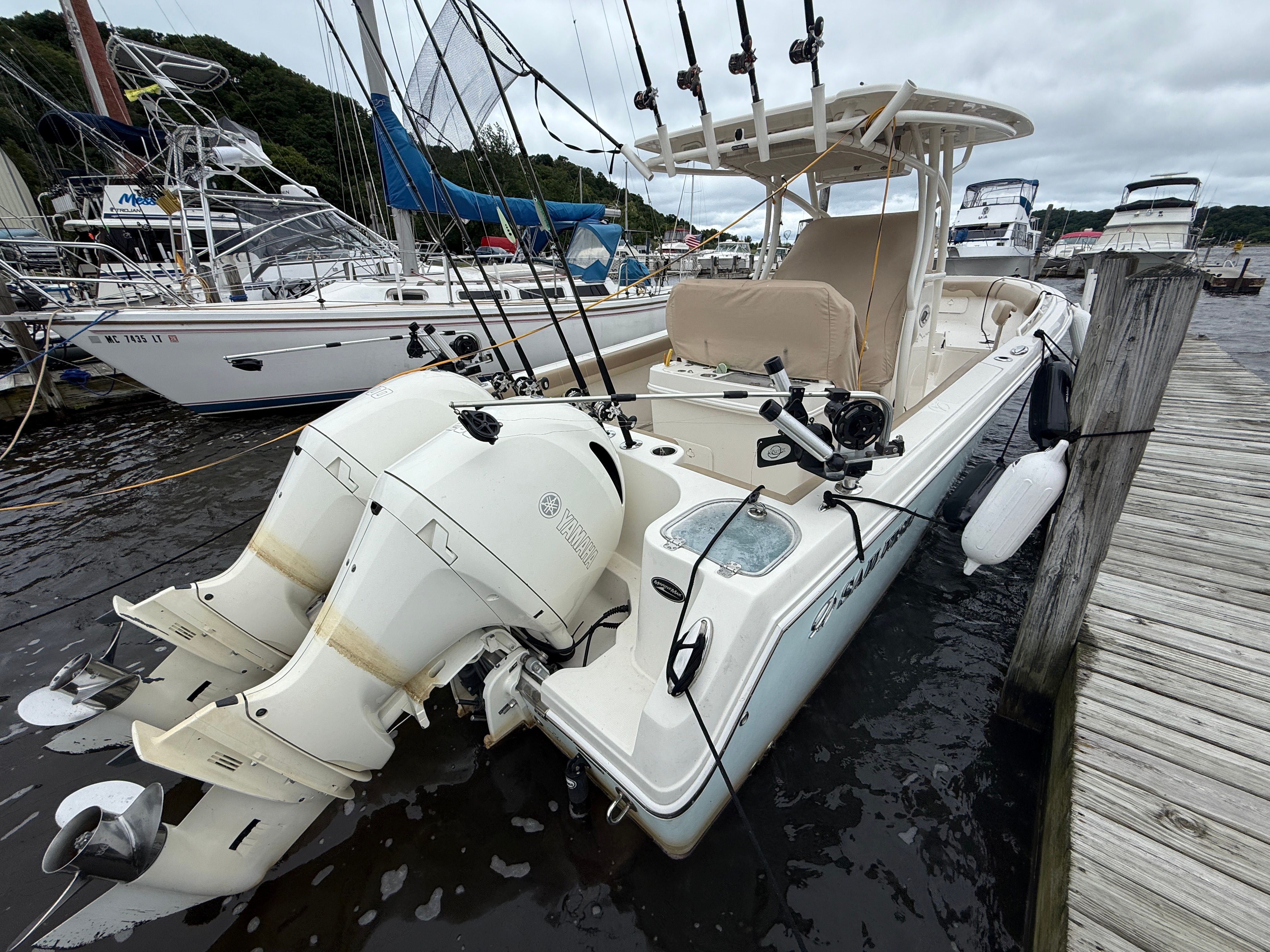 2017 Sailfish 270 CC