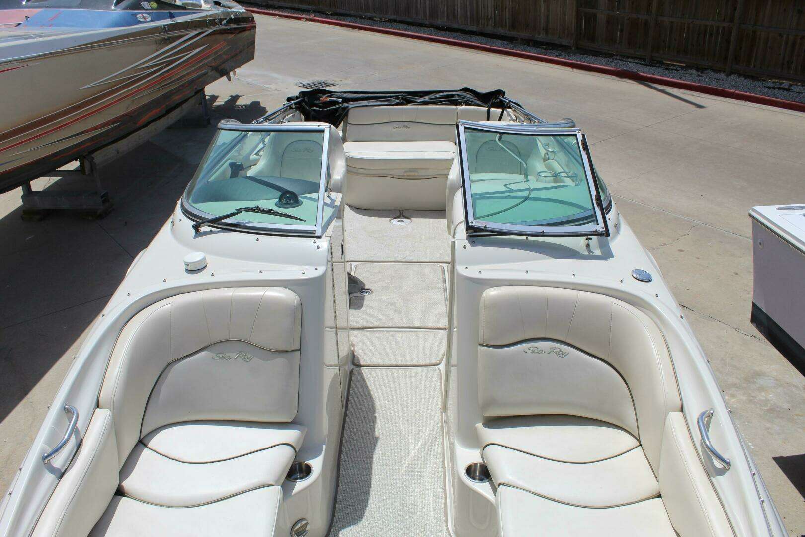 2008 Sea Ray 240 Sundeck - Image 8