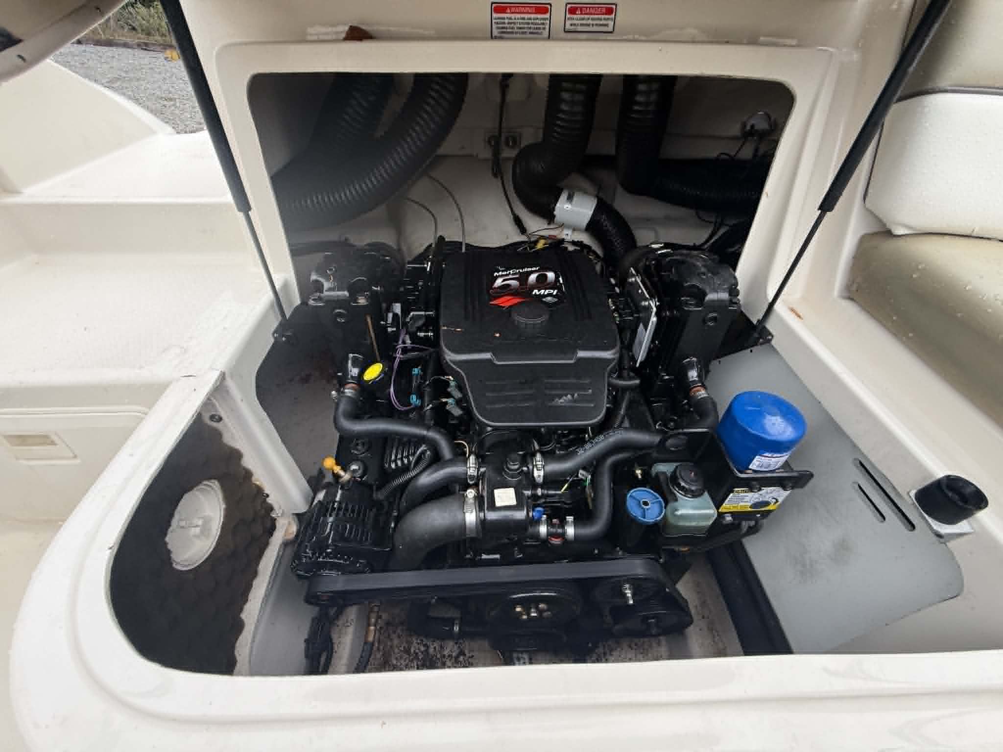 2006 Sea Ray 200 Sundeck - 11