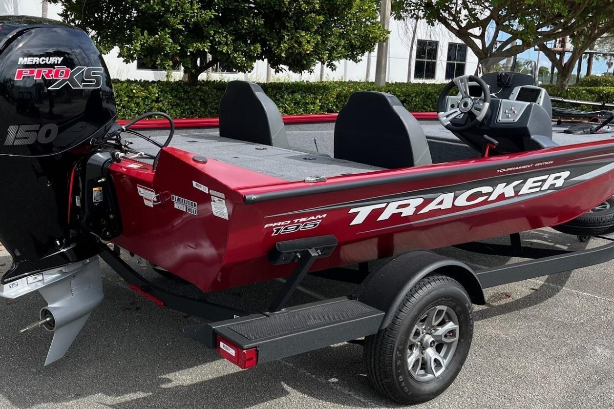 2025 Tracker Pro Team 195 Tournament Edition boat with Mercury Pro XS engine.
