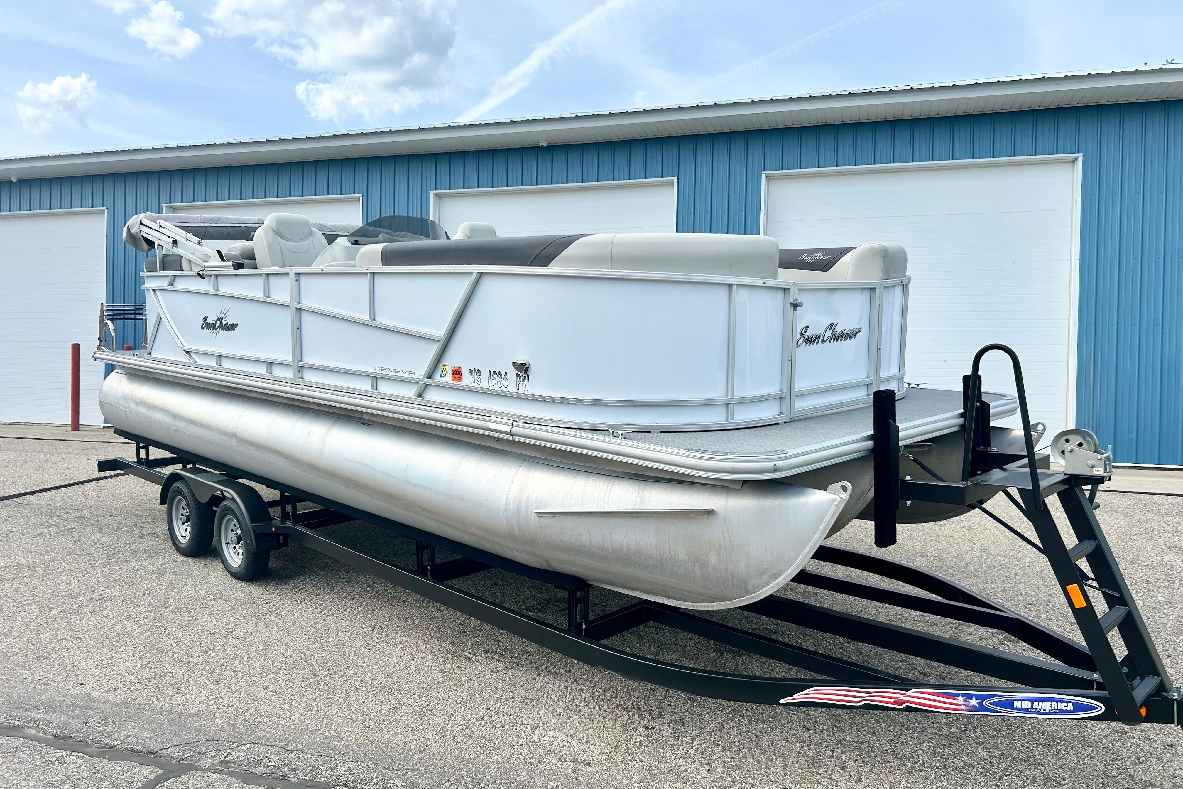 2023 SunChaser Geneva 24