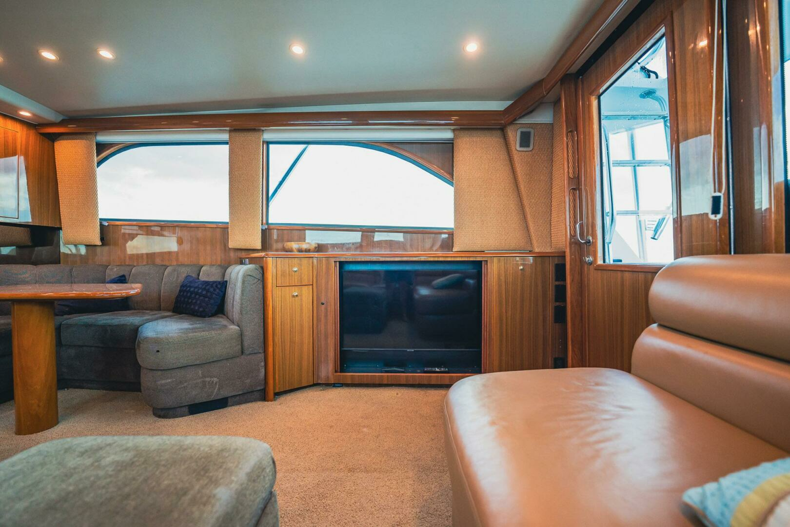2005 Viking Convertible - Image 10