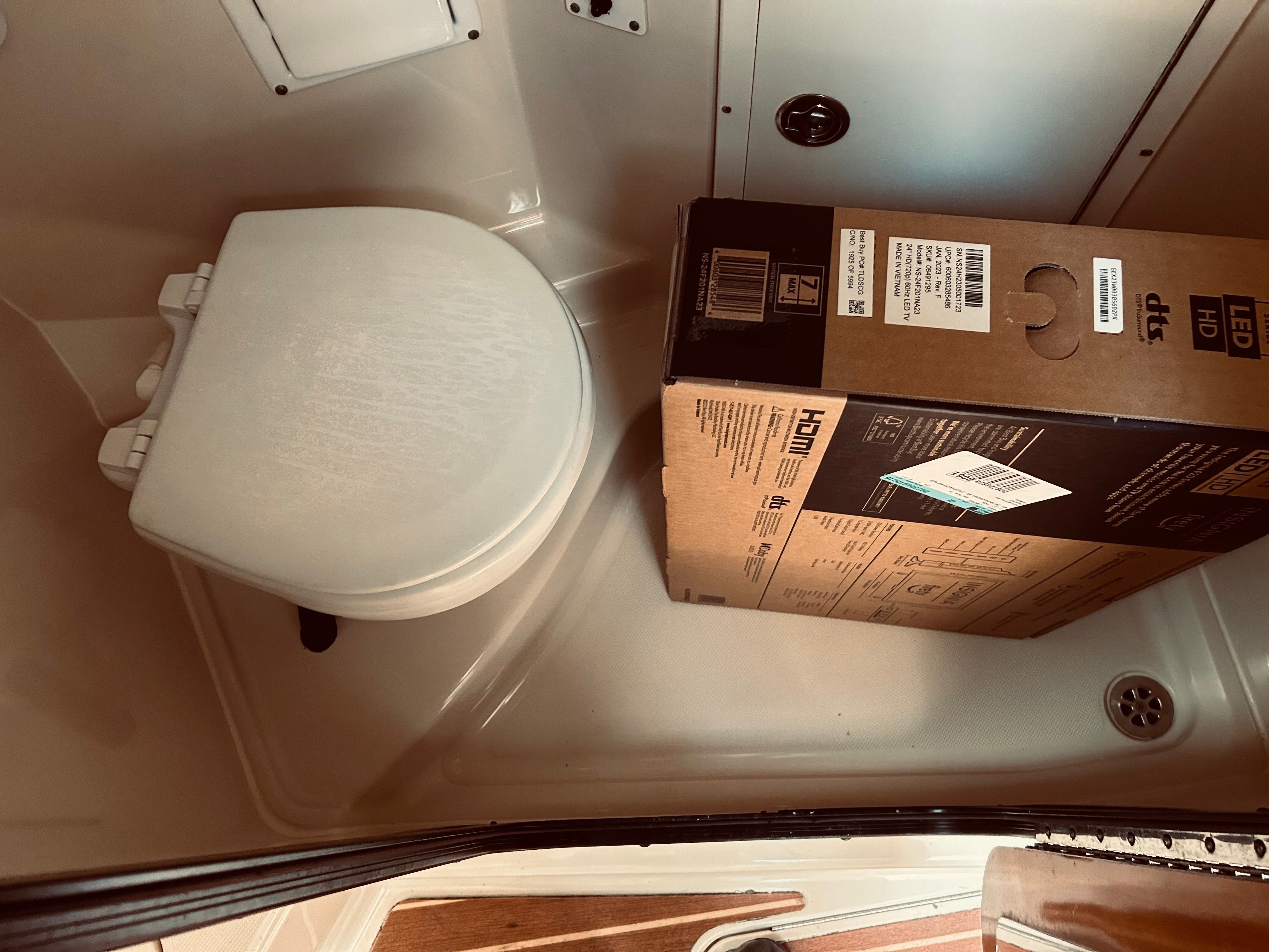 2007 Triton 351 Express - 4