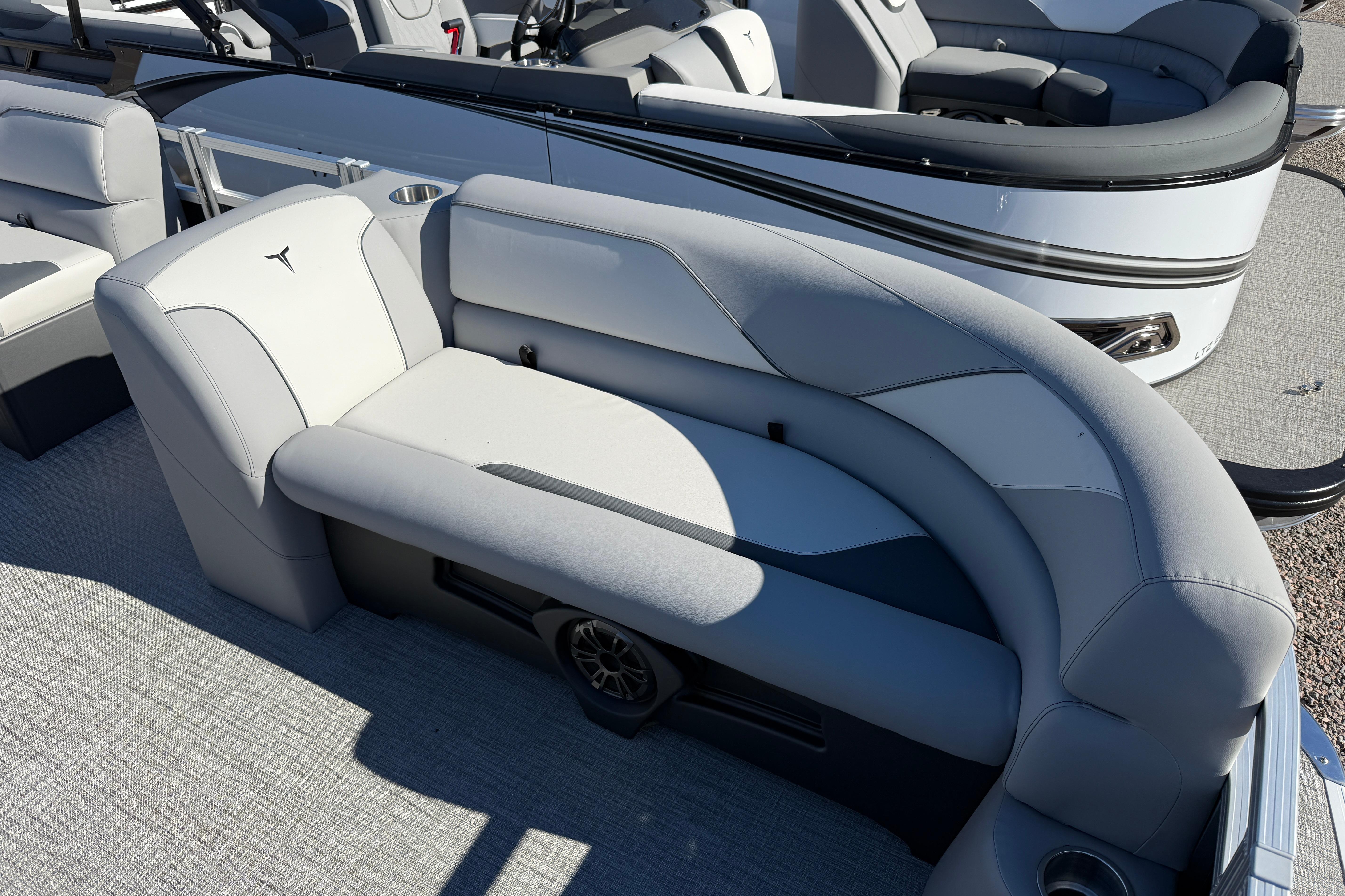 2026 Tahoe Pontoon Sport 85 Rear Fish with luxurious seating and modern design.