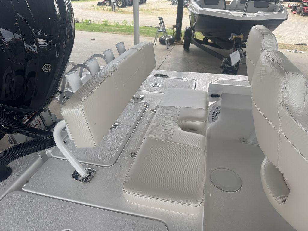 2026 Blazer 675 Ultimate Bay - 5