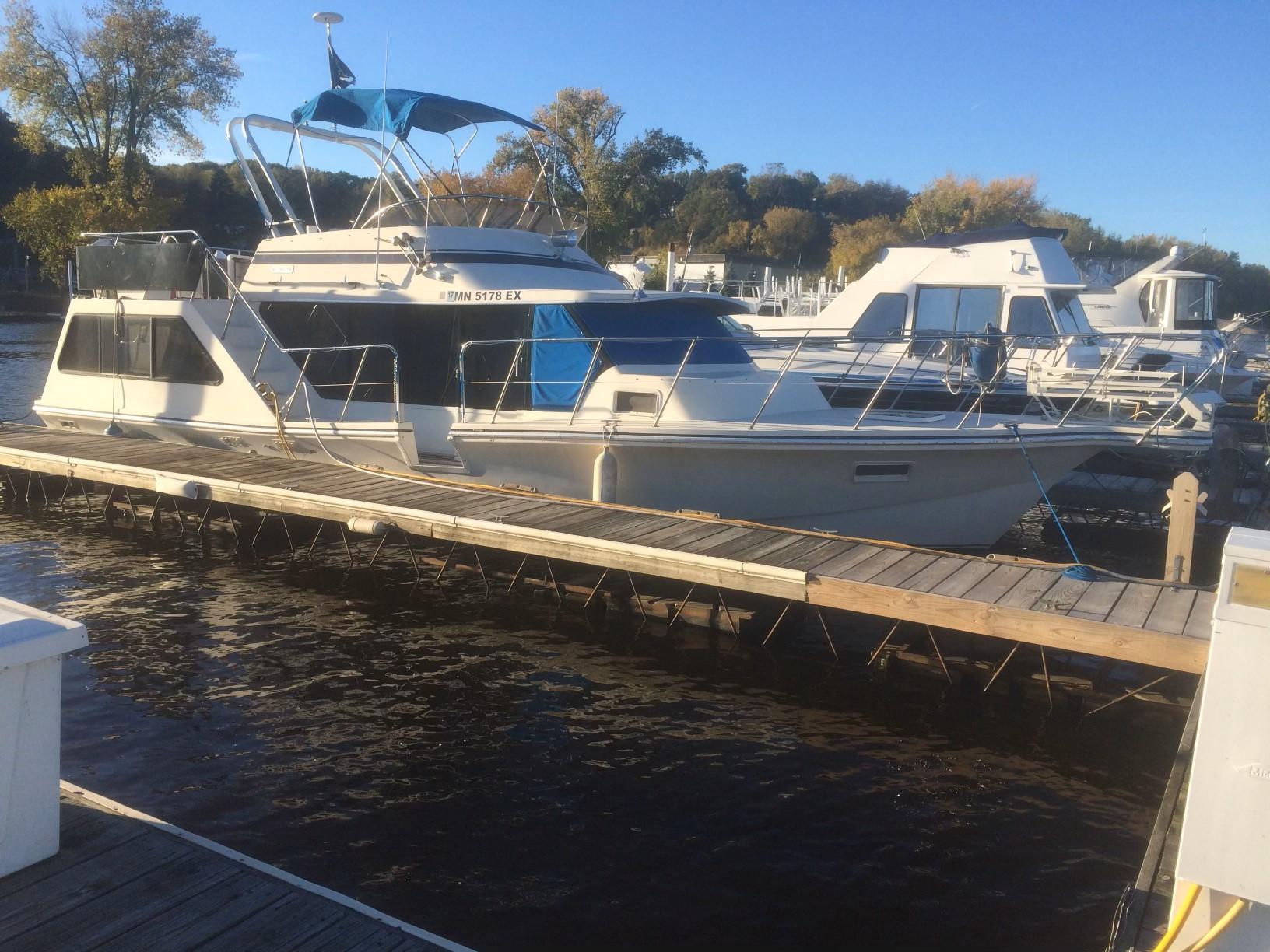 1985 Bluewater 42 Coastal Cruiser