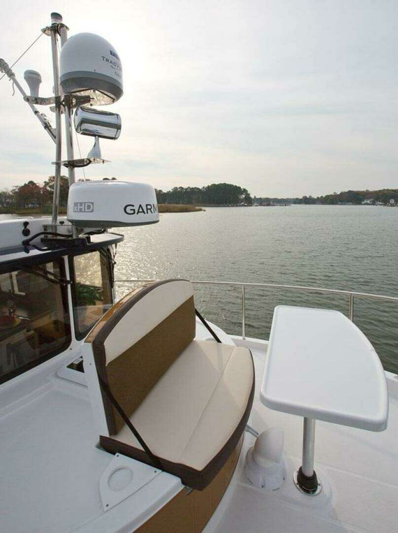 2026 Ranger Tugs R-31 Sedan Luxury Edition - Image 22