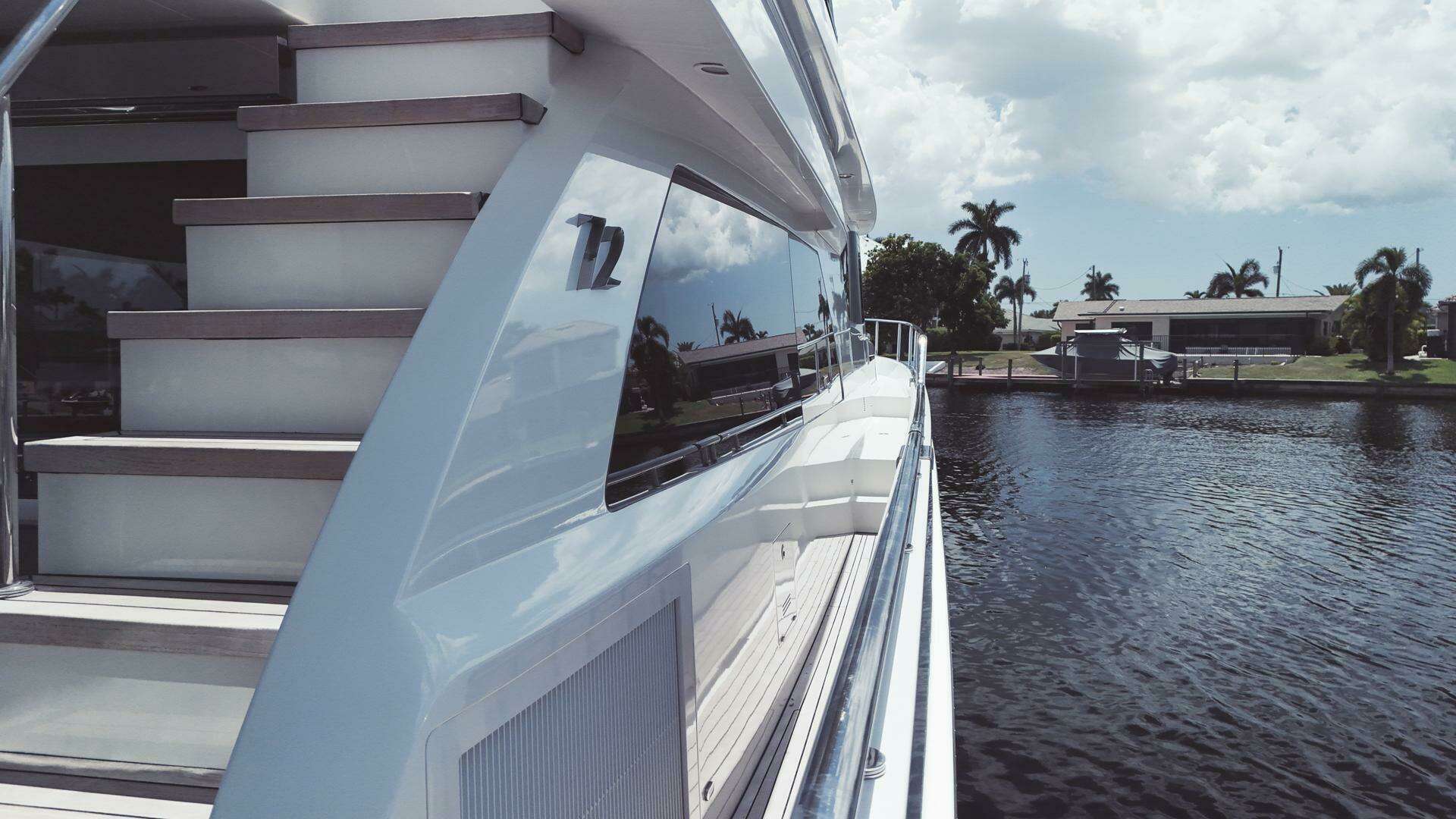 2015 Ocean Alexander 72 - Image 6