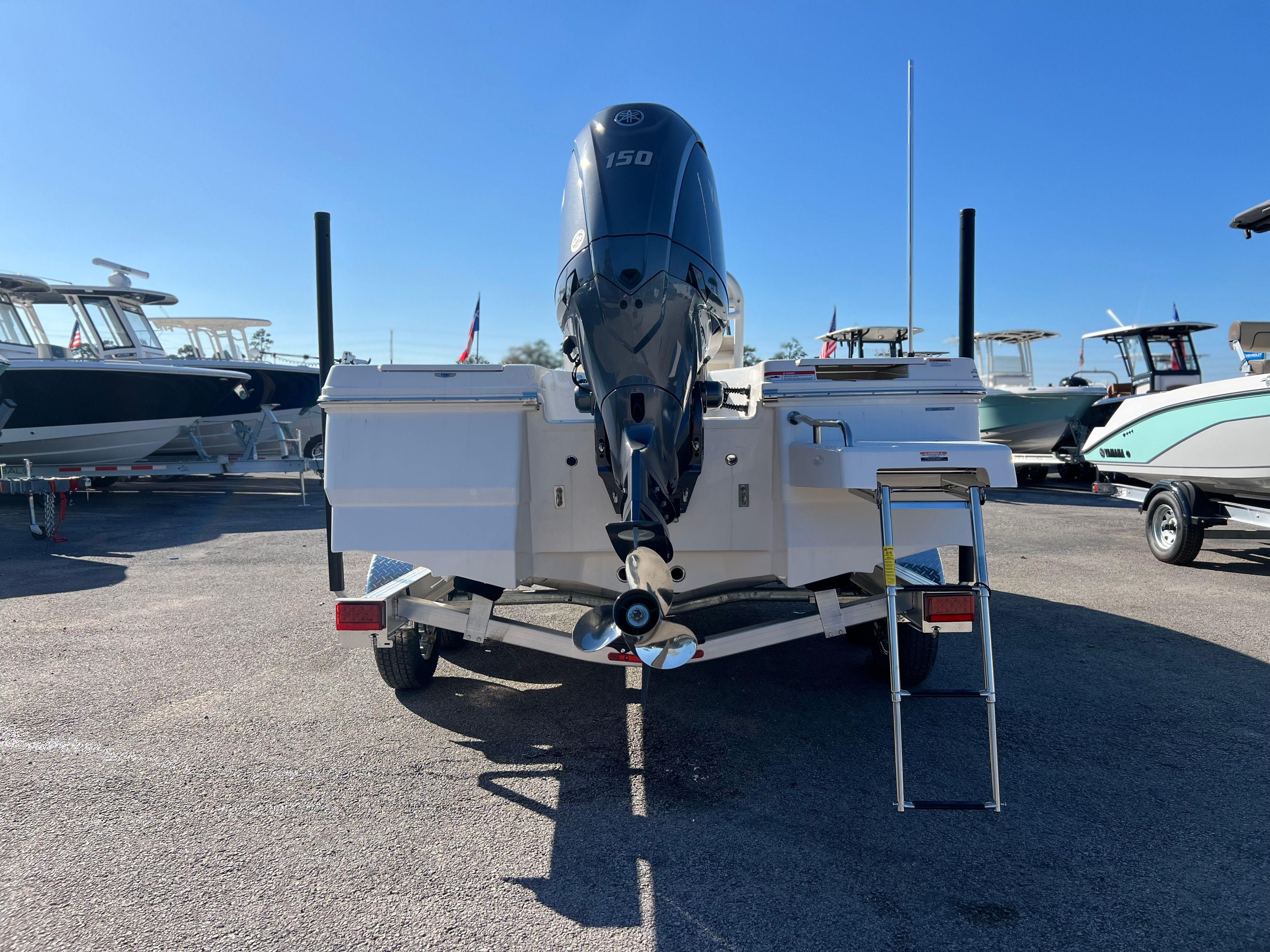 2025 ROBALO 206 CAYMAN STD - Image 7