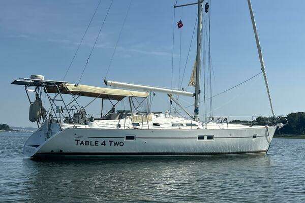 2004 Beneteau 423