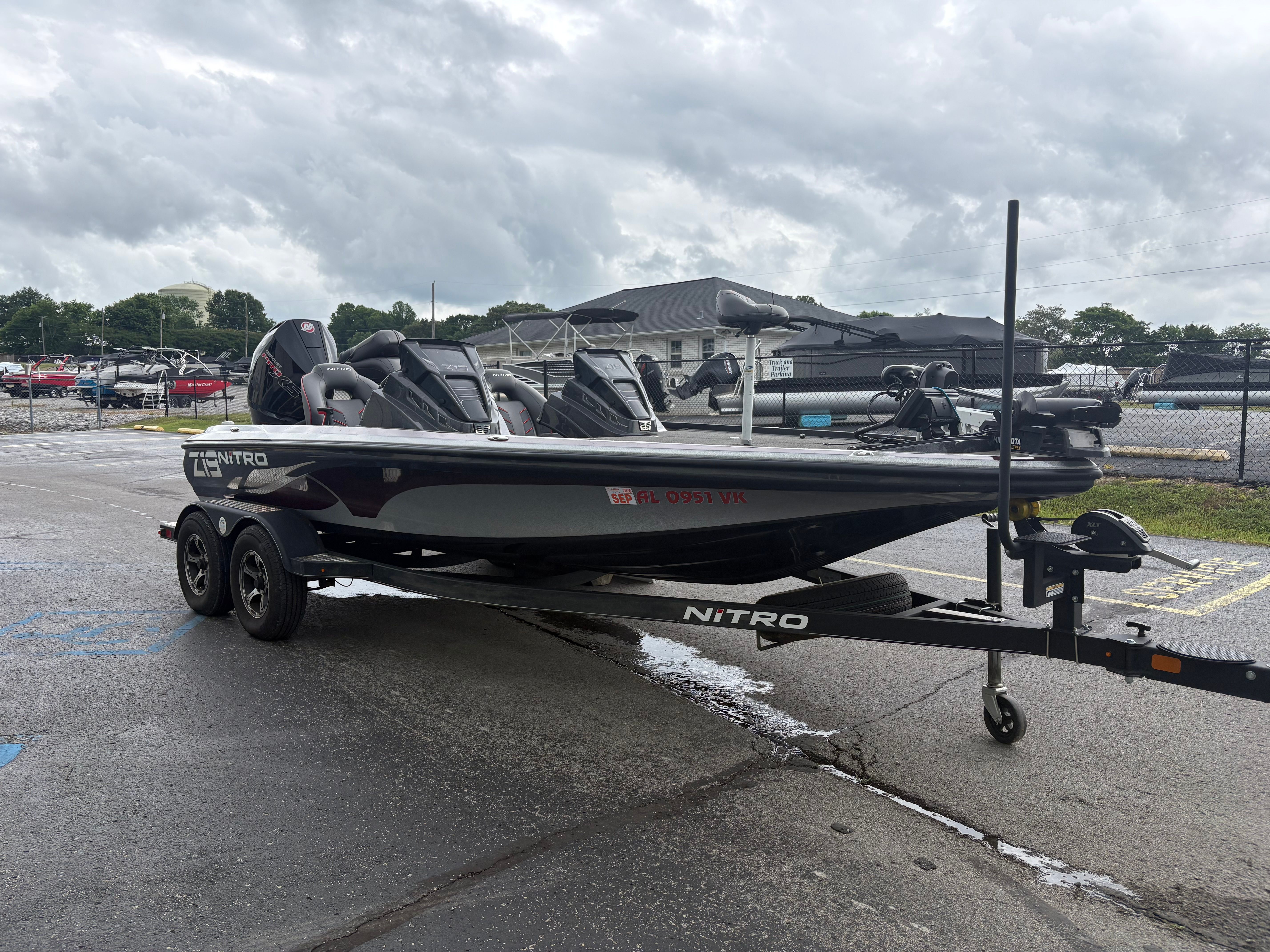 2021 TRACKER Z19 - Image 4