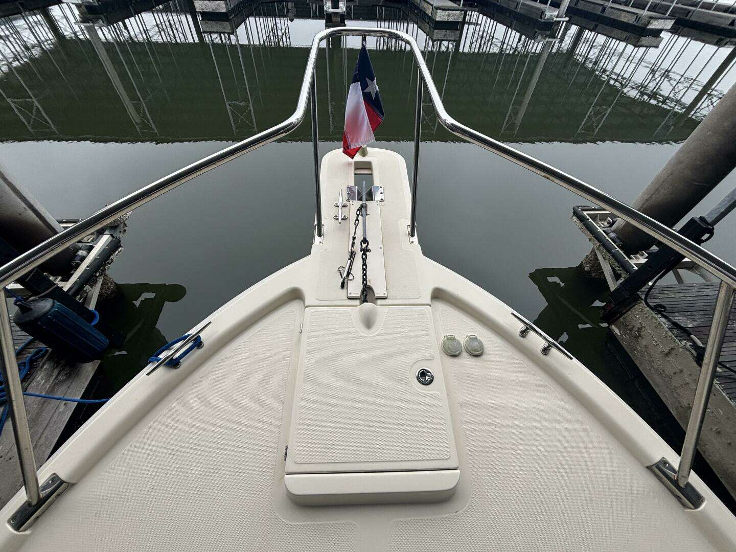 2004 Mainship Pilot 30 Rum Runner II - Image 47