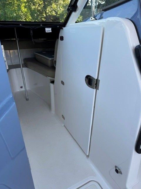 2020 Pursuit DC 266 Dual Console - 66