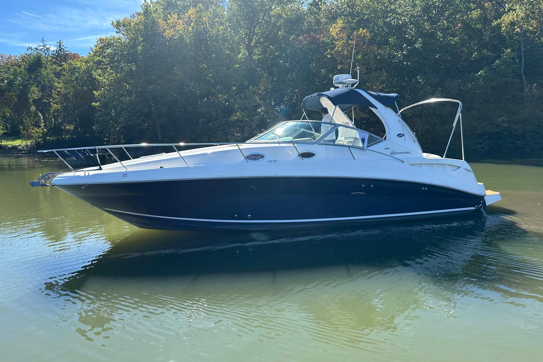 2005 Sea Ray Sundancer 320