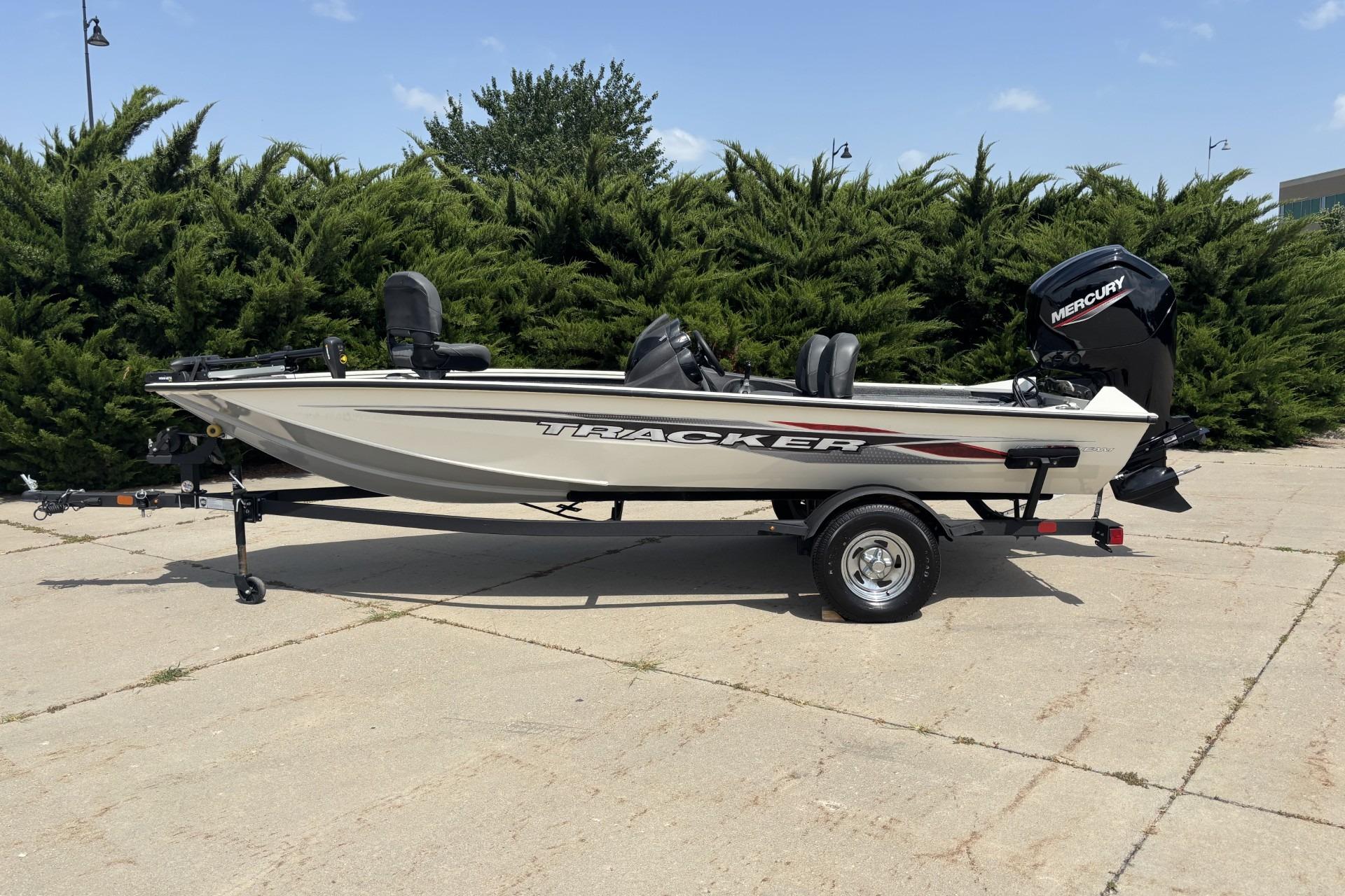 2024 Tracker Pro Team 175 TF