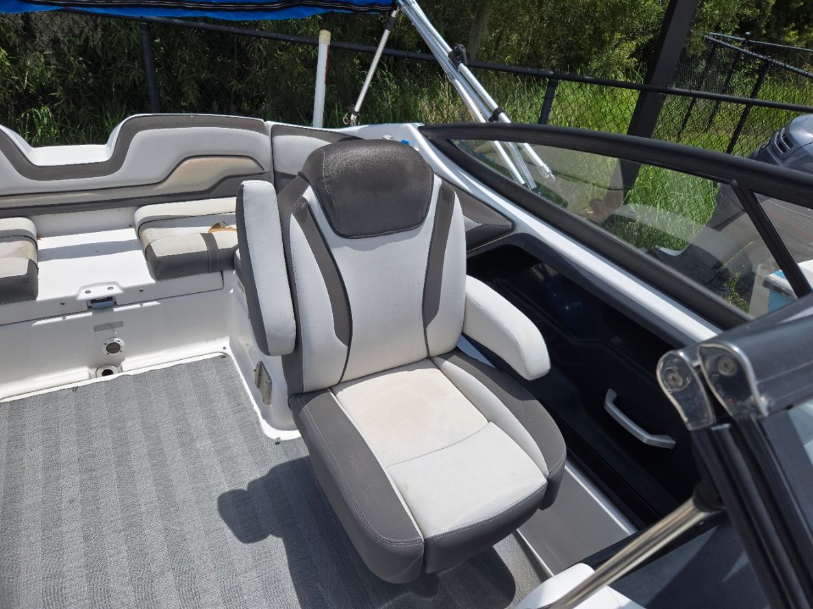2019 Yamaha Boats 212 Limited - 6