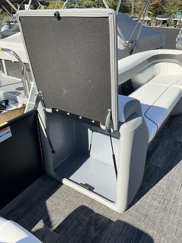 2025 Godfrey Marine Sweetwater 2286 SB - 22