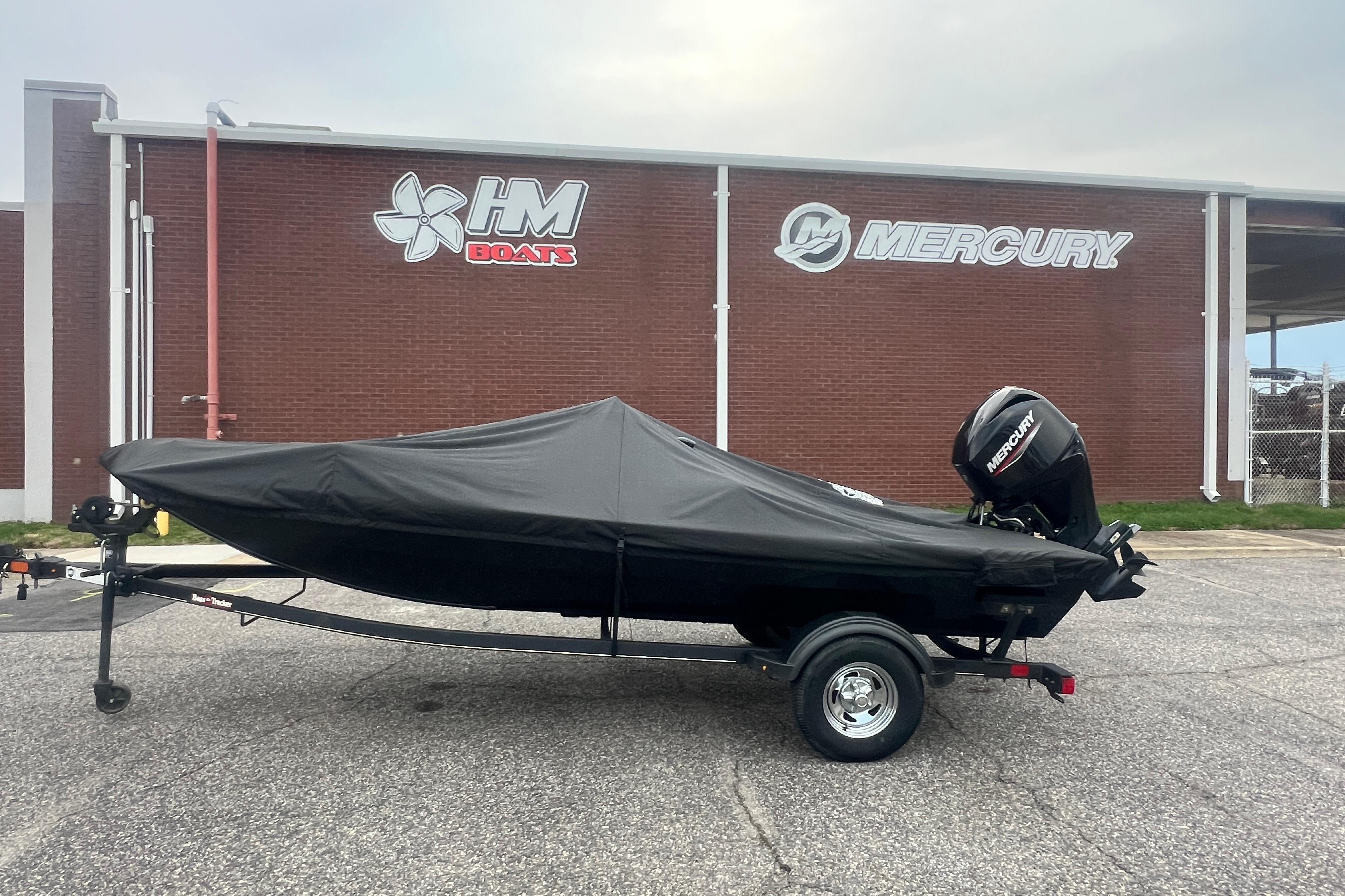 2023 Tracker Bass Tracker Classic XL