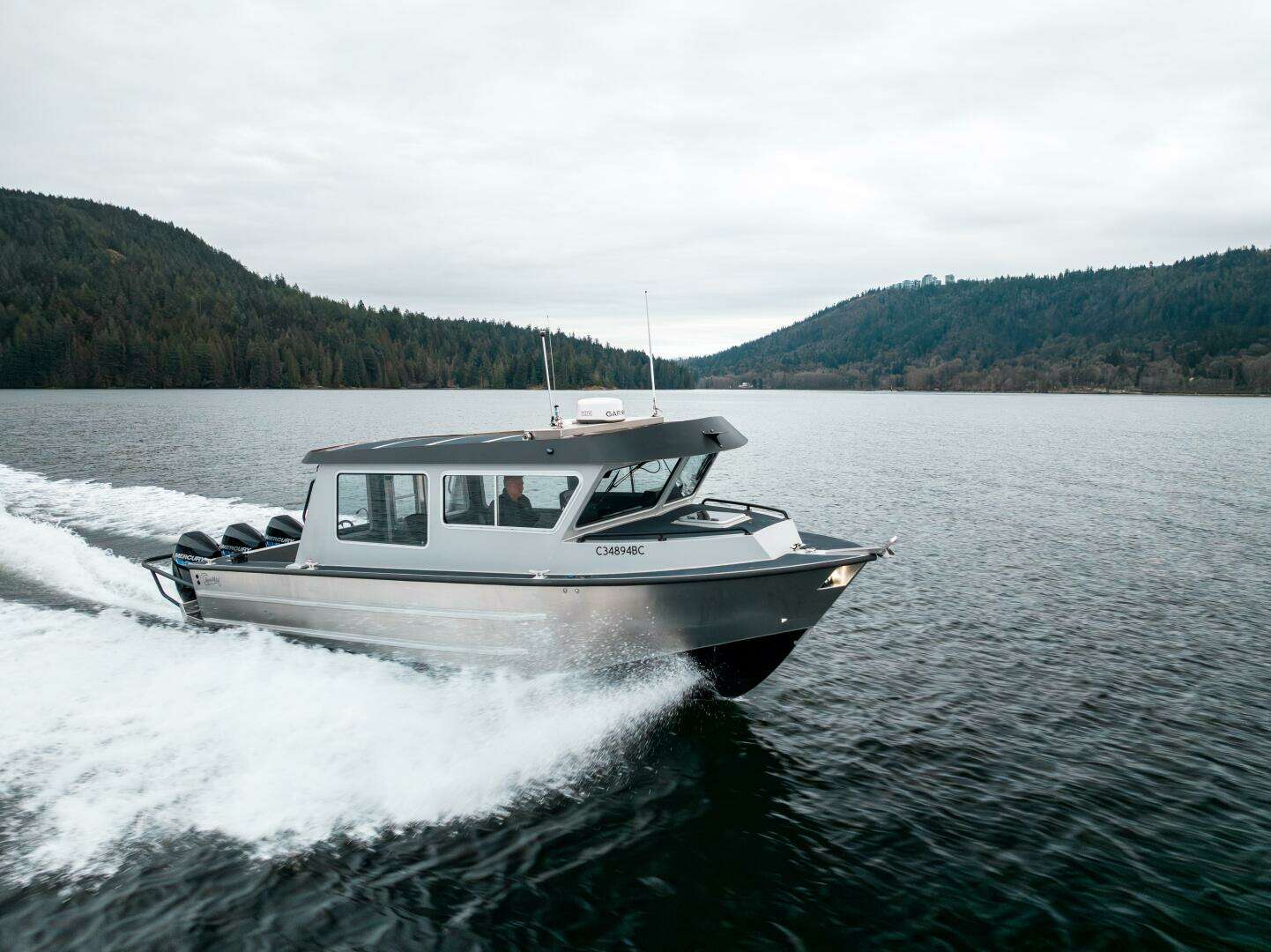 2023 Liquid Metal Maquinna Crew - Image 6