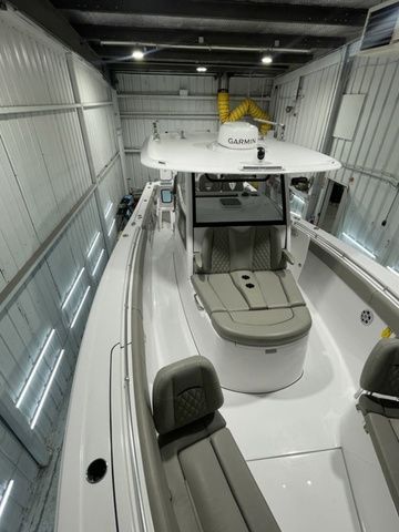 2024 Sportsman Open 352 Center Console - 12