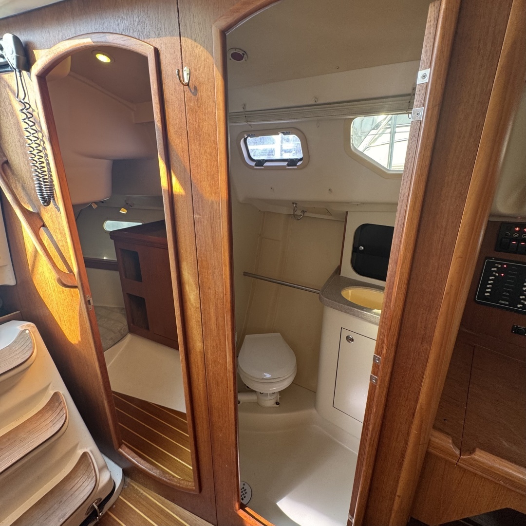 2002 Hunter 326 - Image 47