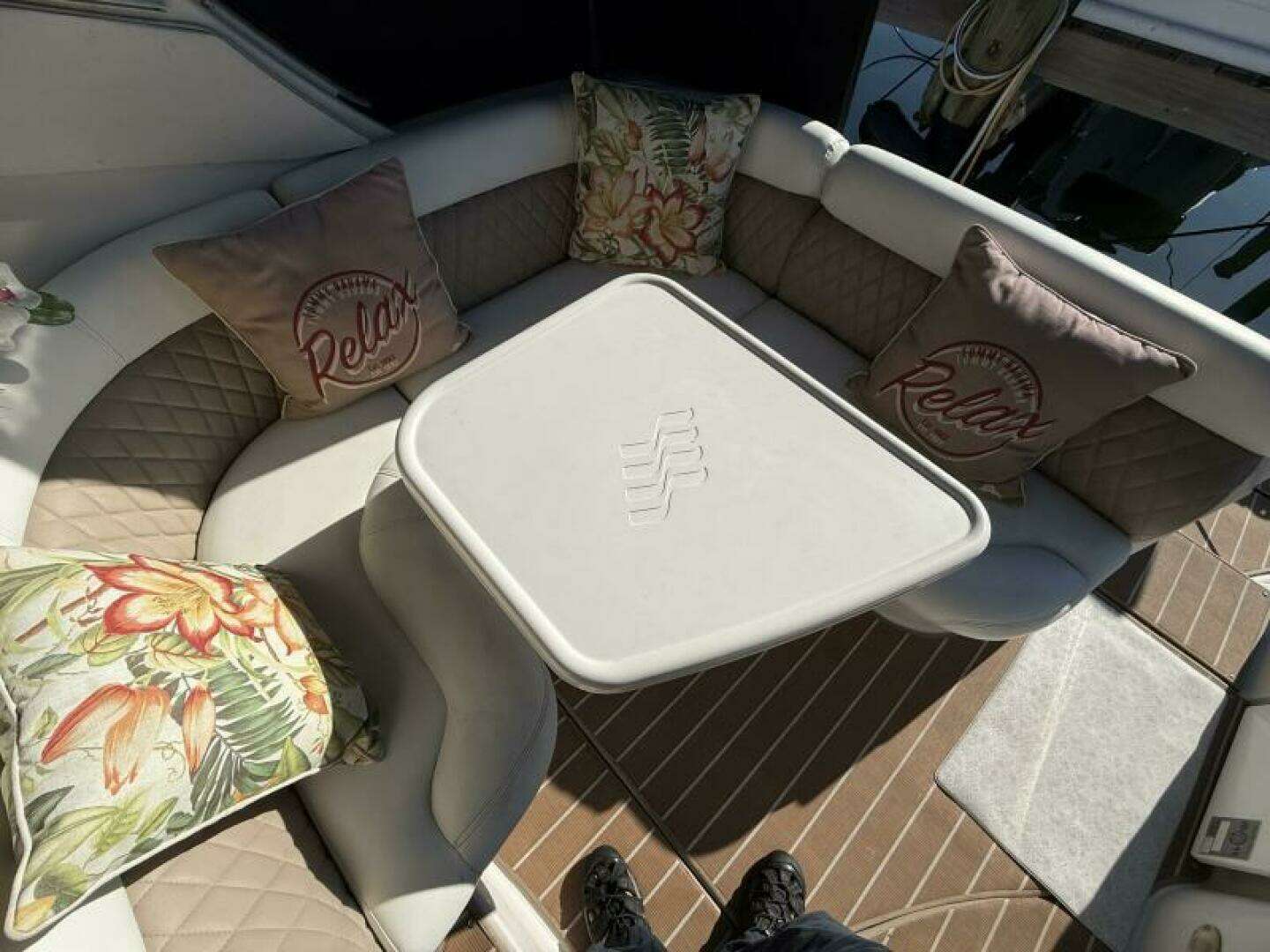 2006 Four Winns 318 Vista - Image 28