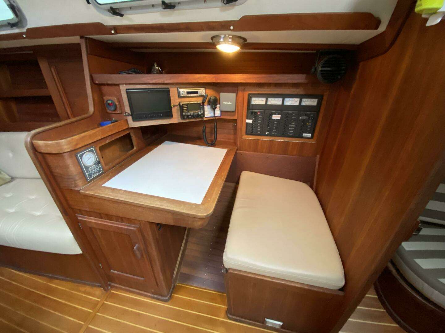 1989 J Boats J/40 - Image 46