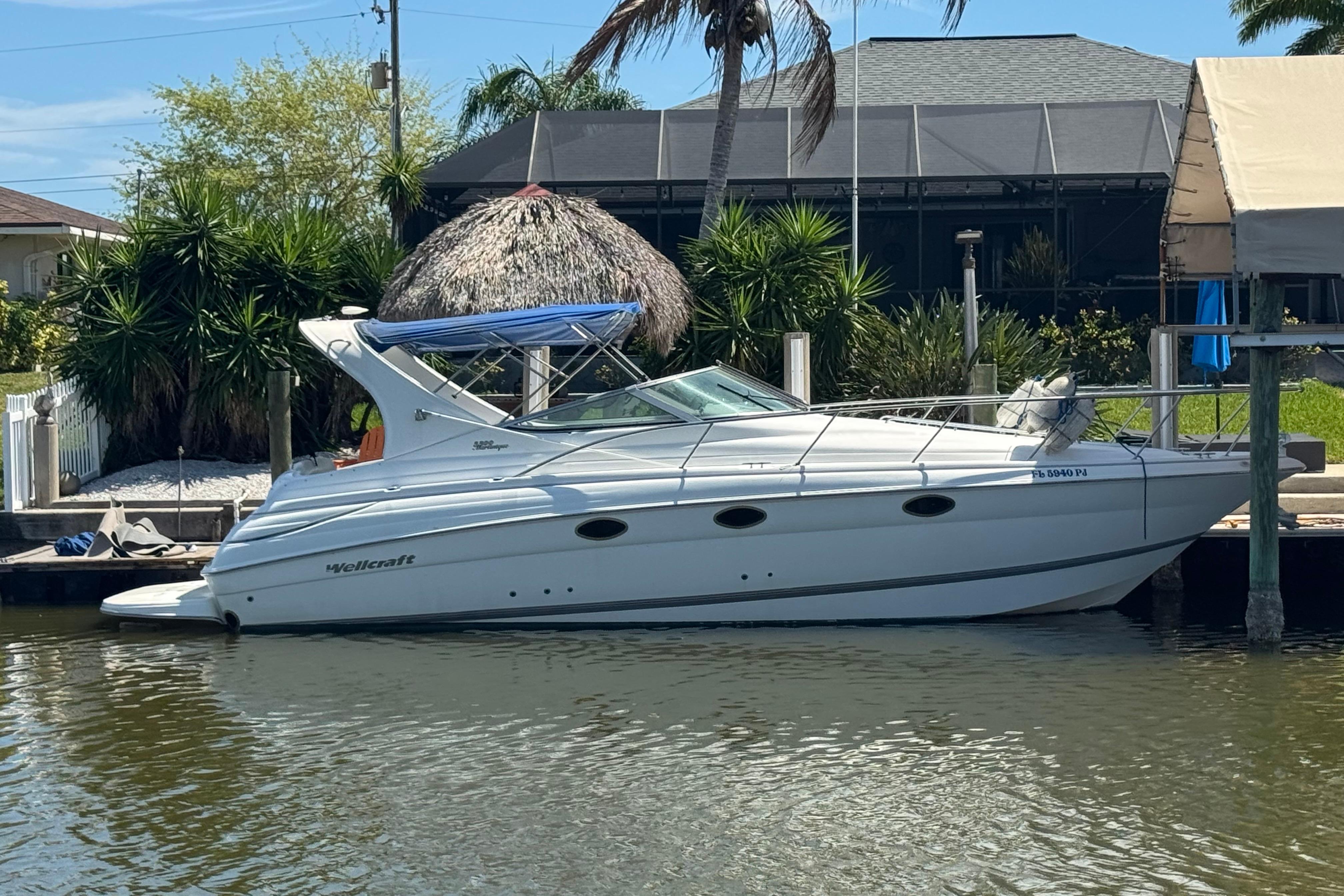 2002 Wellcraft 3300 Martinique