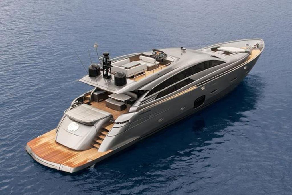 2012 Pershing 92