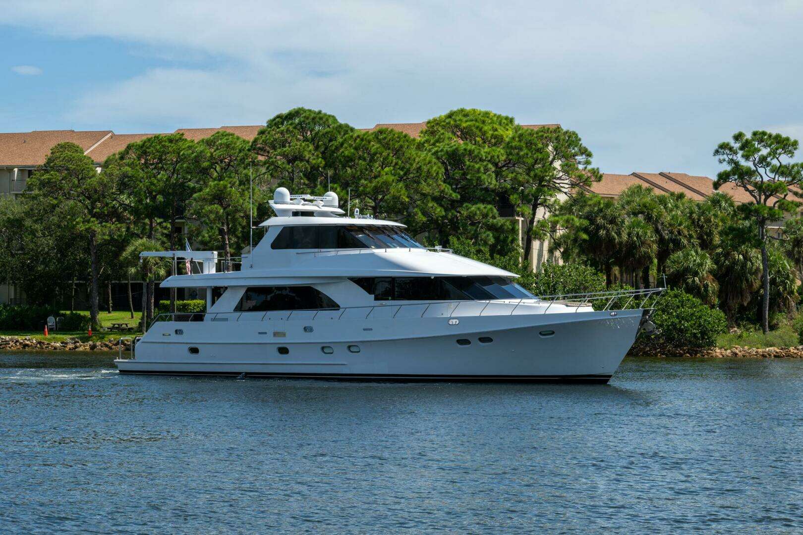 2005 Ocean Alexander 78 Pilothouse - Image 2