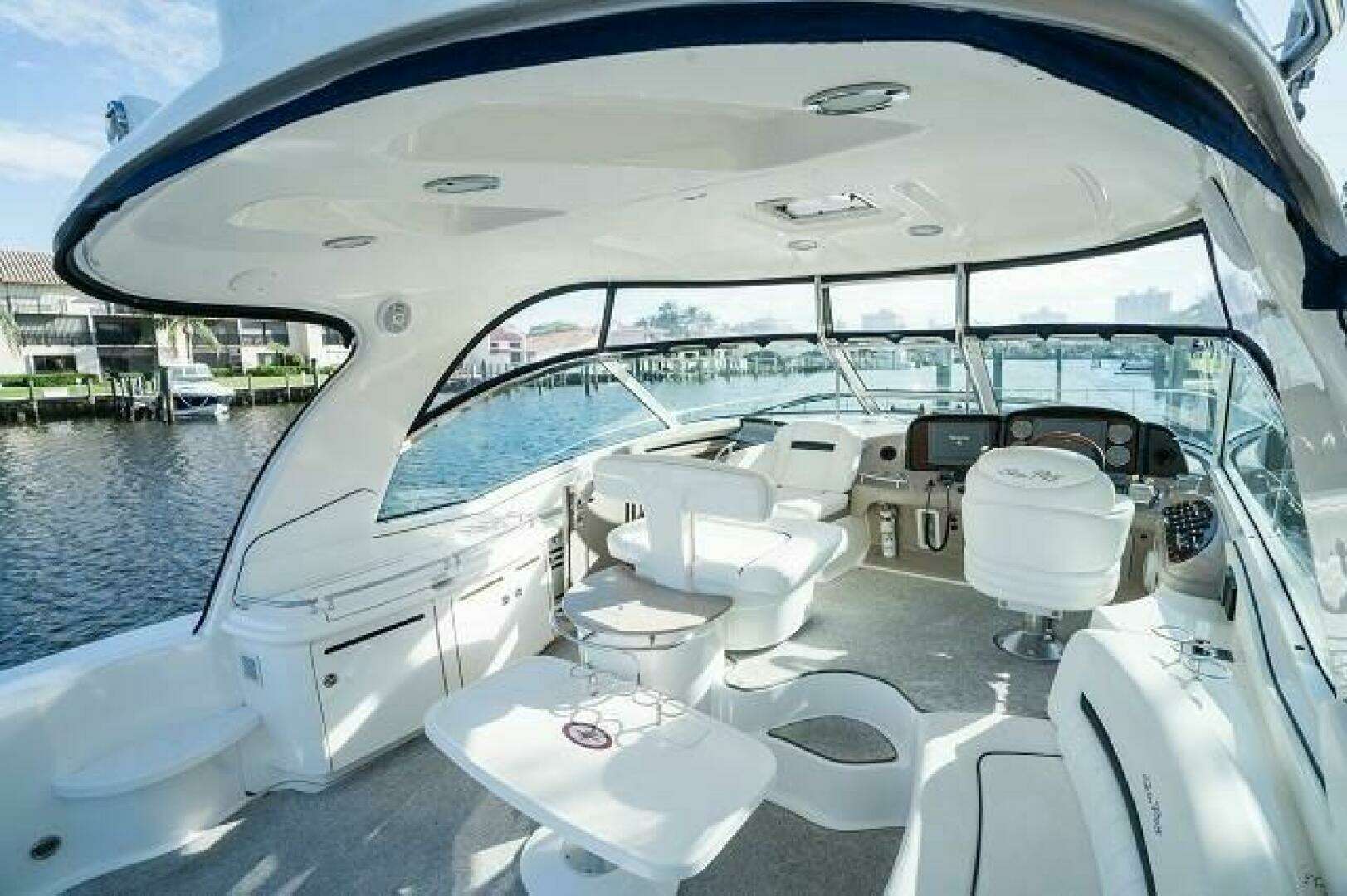 2005 Sea Ray 500 Sundancer - Image 61
