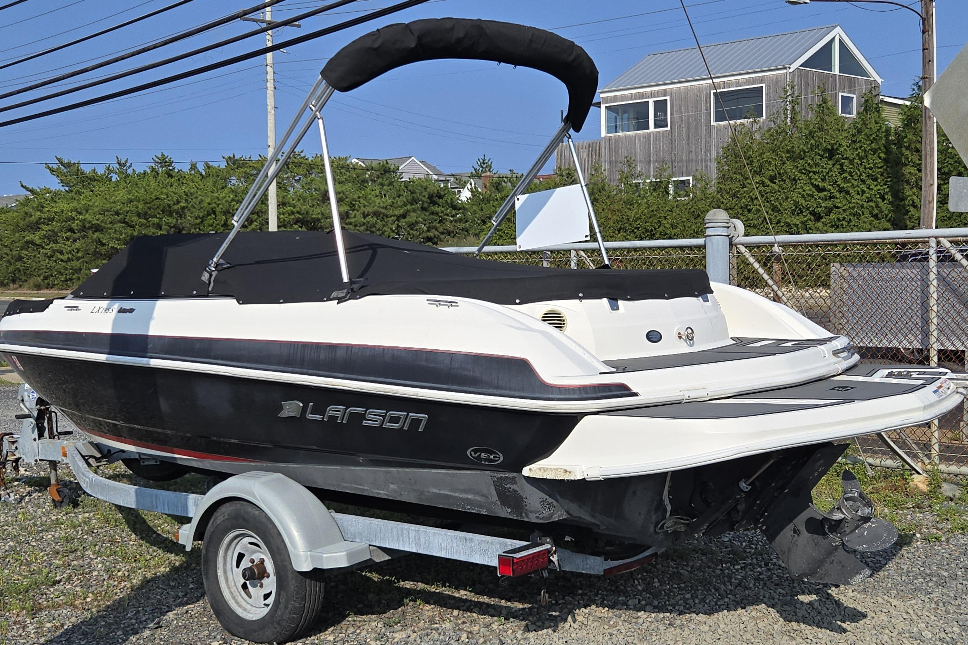 2014 Larson LX 195S I/O