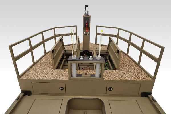 2026 Tracker Grizzly 2072 CC Sportsman Kicker - 38