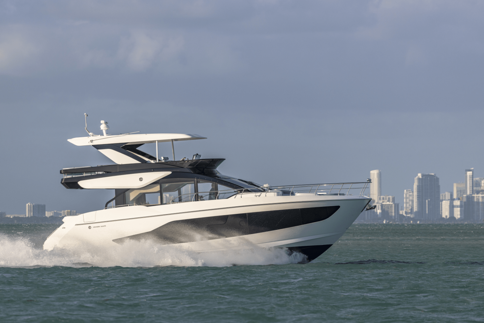 2027 Cruisers Yachts 57 FLY - Image 33