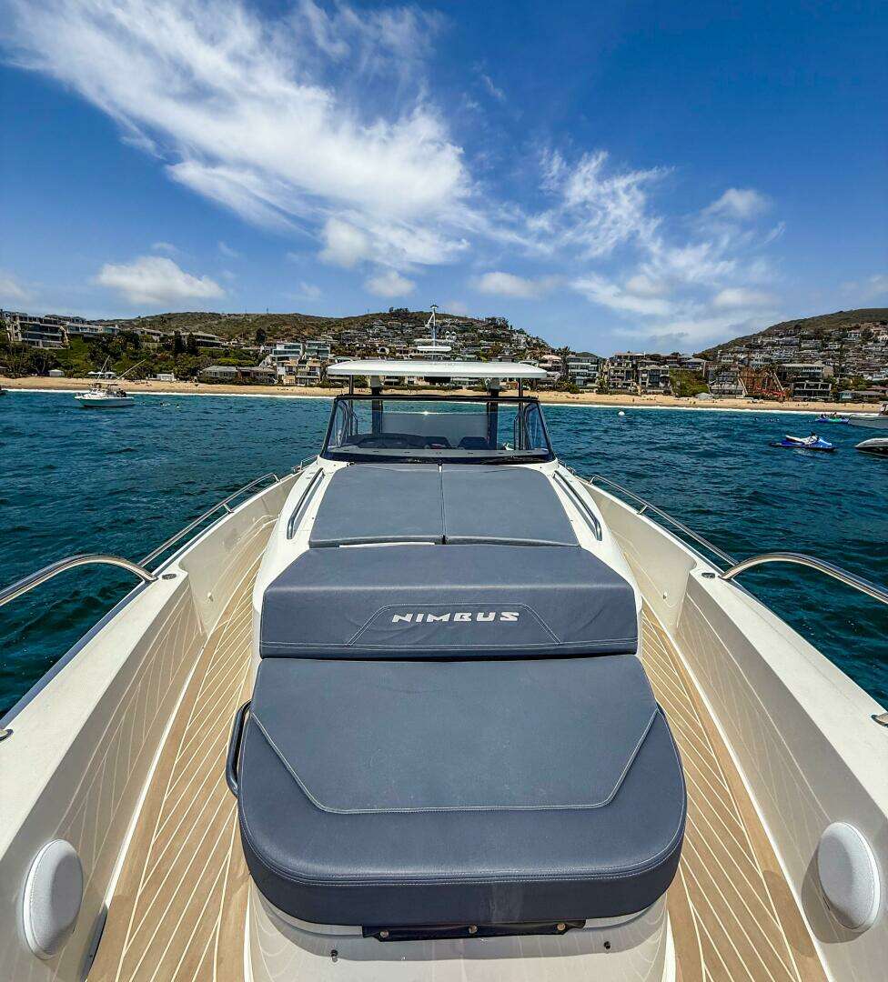 2022 Nimbus T11 - Image 14