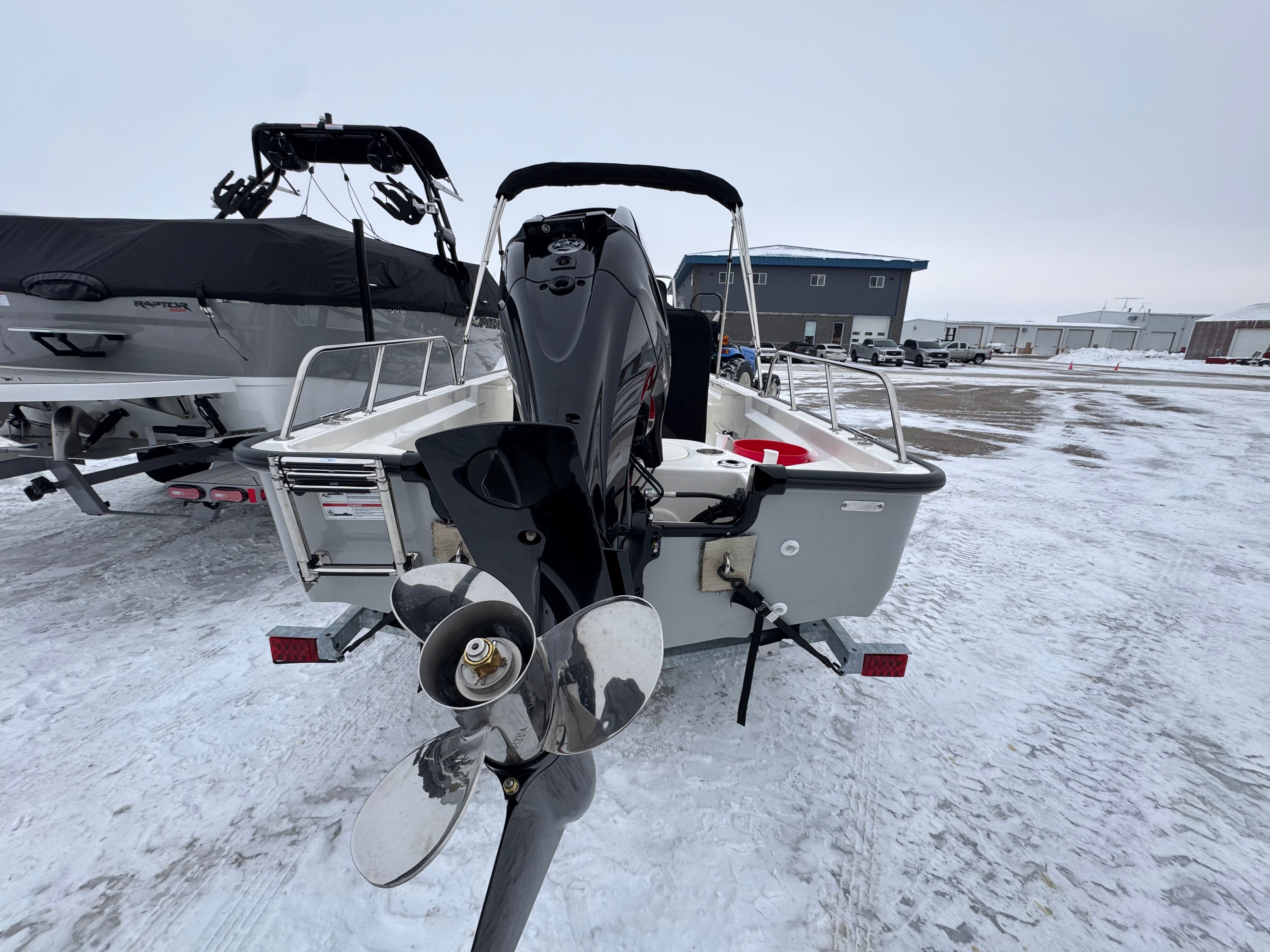 2026 Boston Whaler 150 Montauk - 6