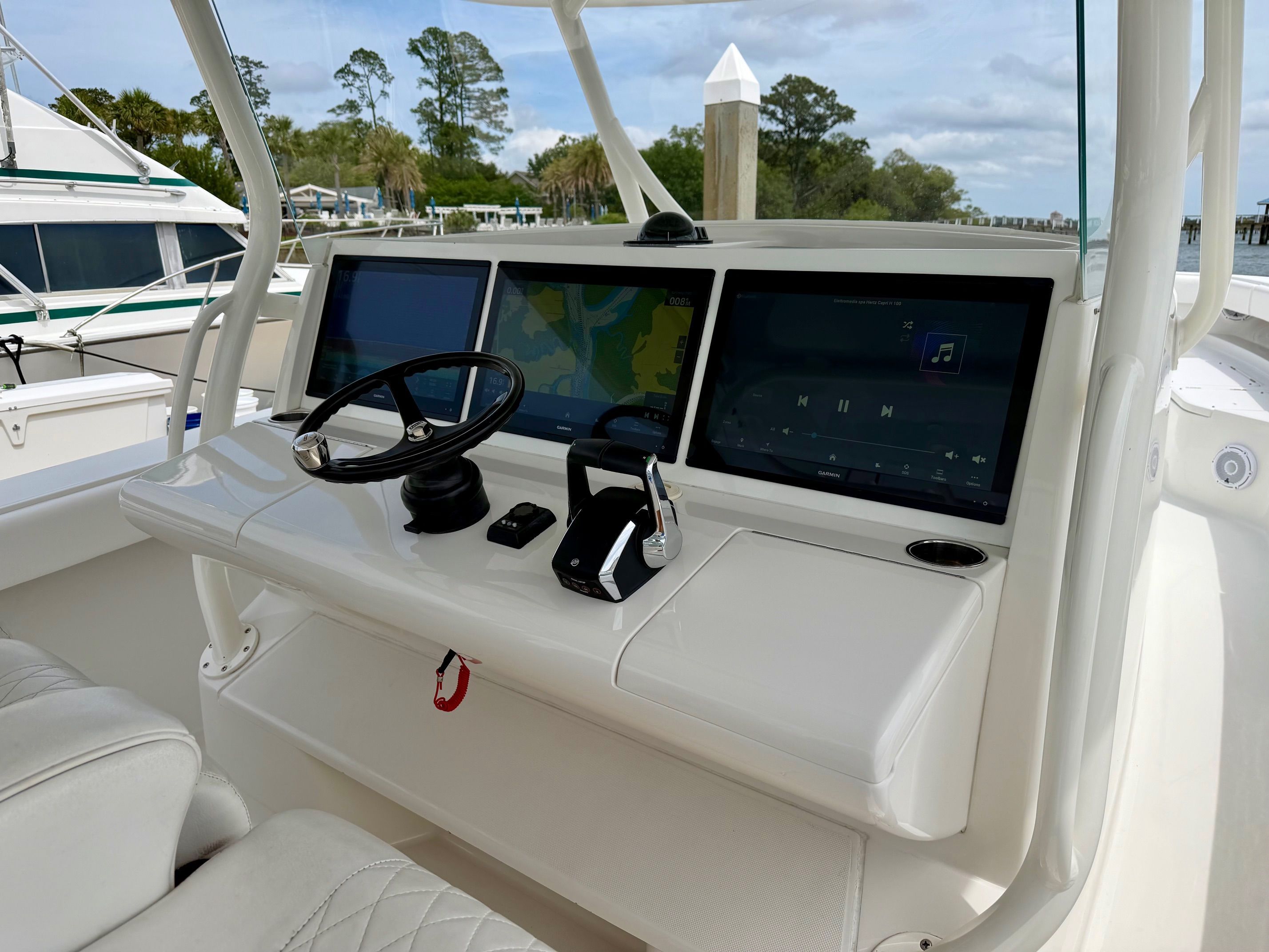 2019 Jupiter 43 SF - 12