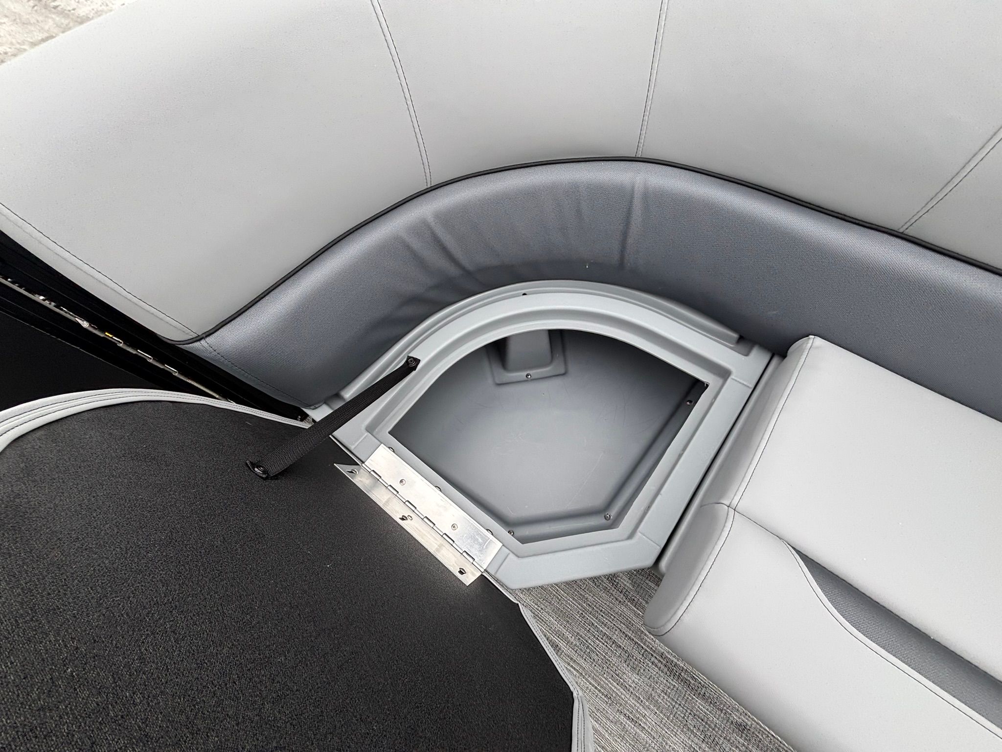 2027 Bentley Pontoons 223 Bolt - 24