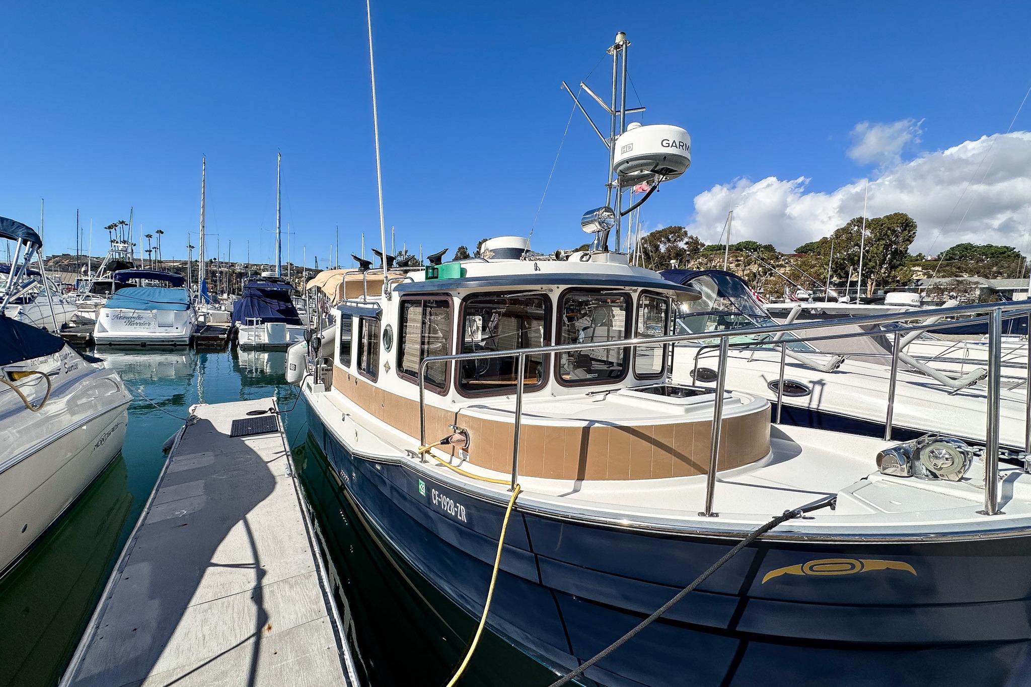 2010 Ranger Tugs R-25