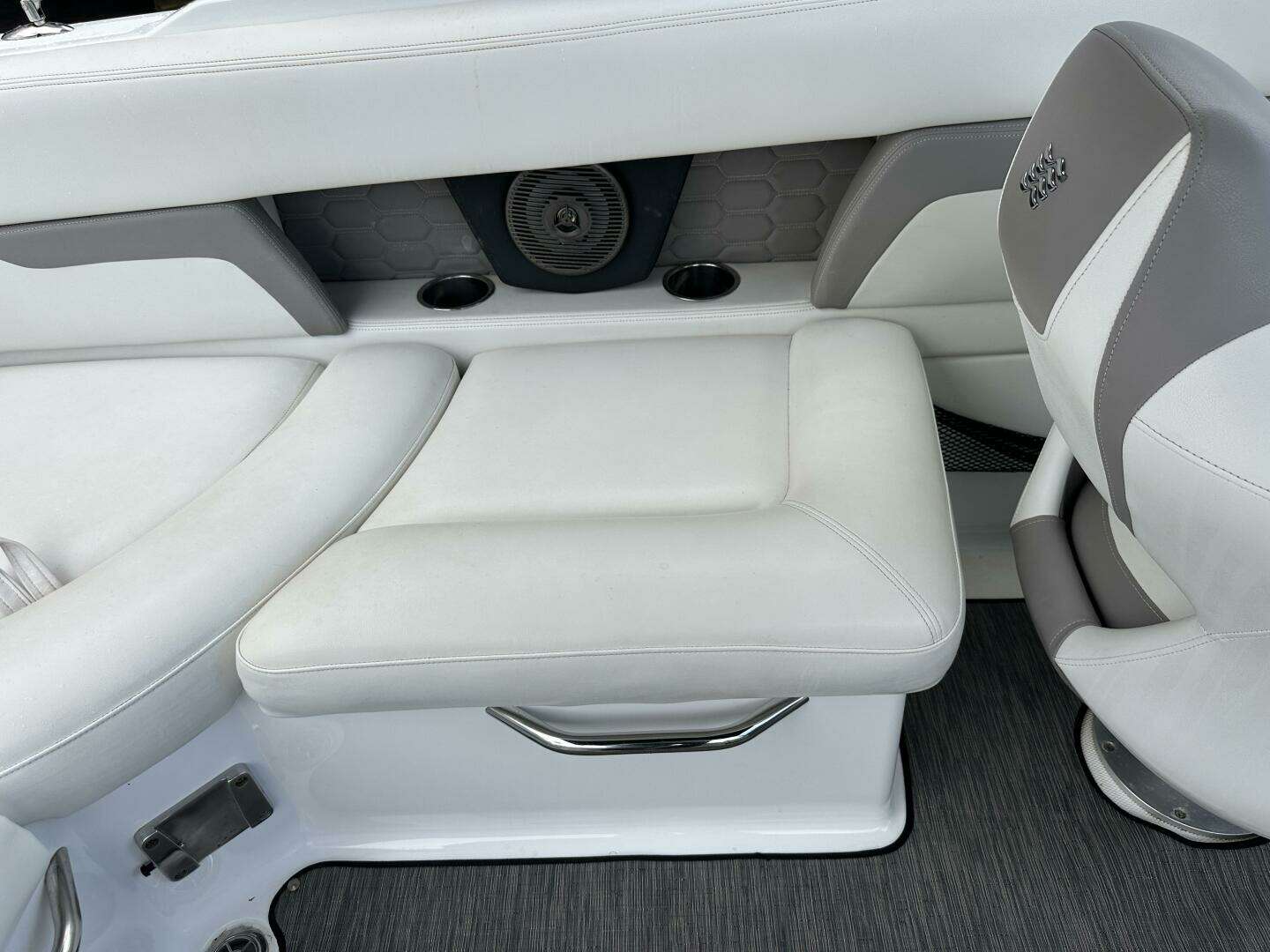 2020 Four Winns HD 240 OB - Image 48