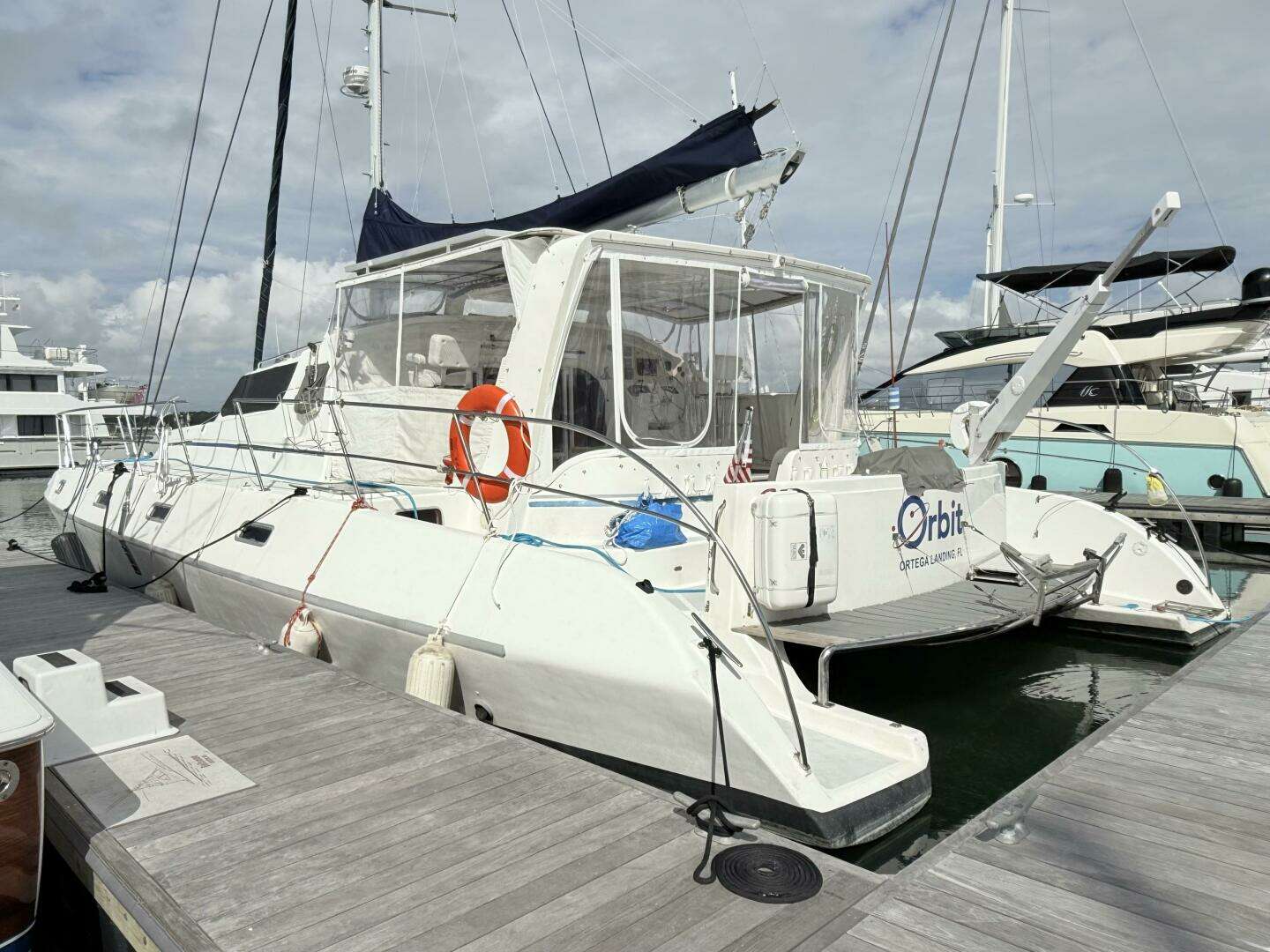 2011 Royal Cape Catamarans Majestic 53 - Image 3