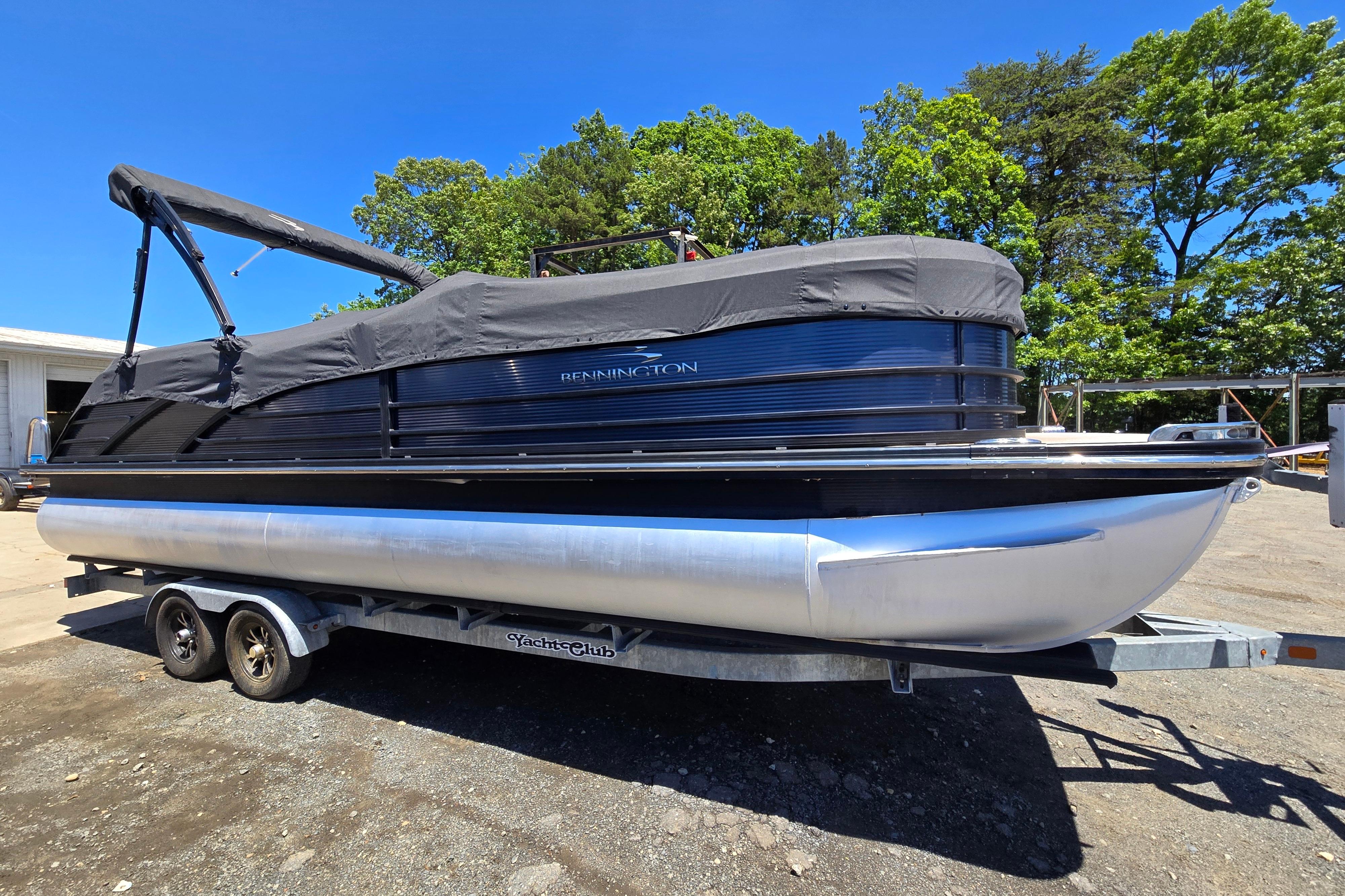 2019 Bennington R 23 RSFB