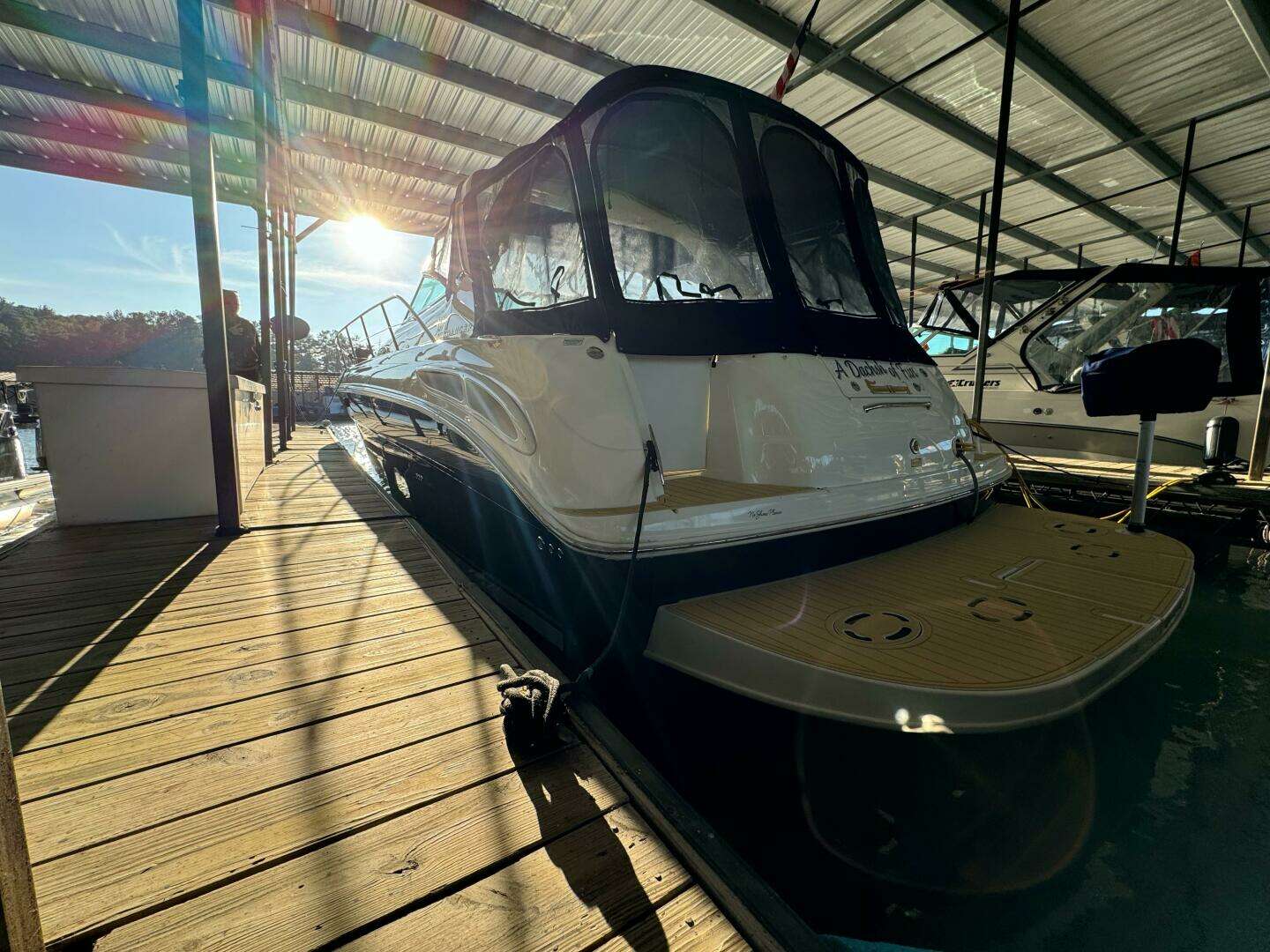 2004 Sea Ray 380 Sundancer - Image 8