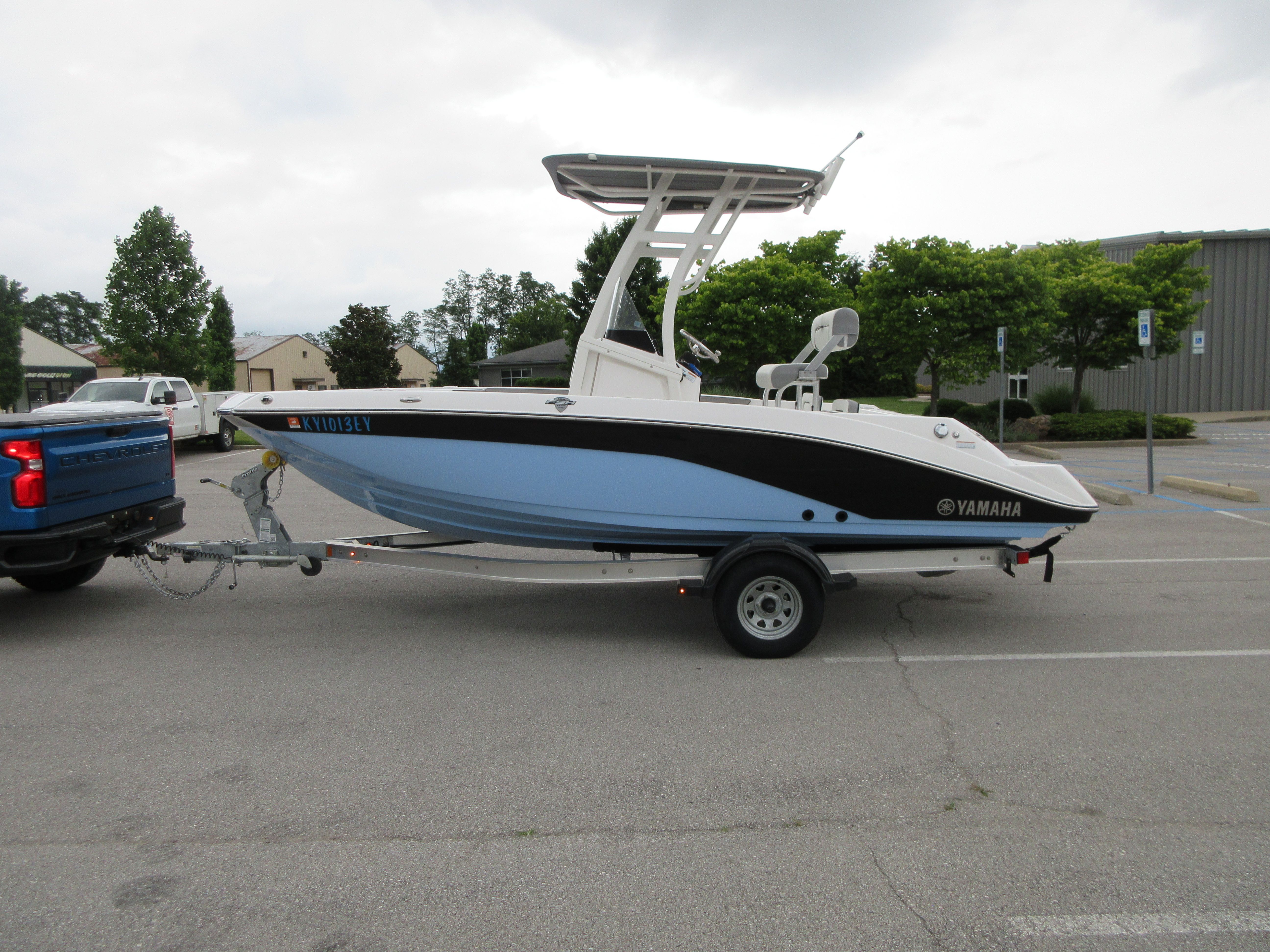 2024 Yamaha Boats FSH 195