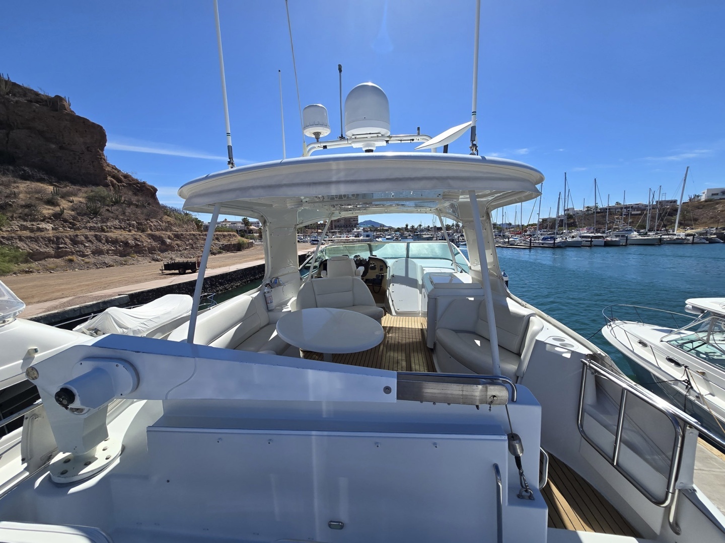 2001 Carver 570 Voyager Pilothouse - Image 47