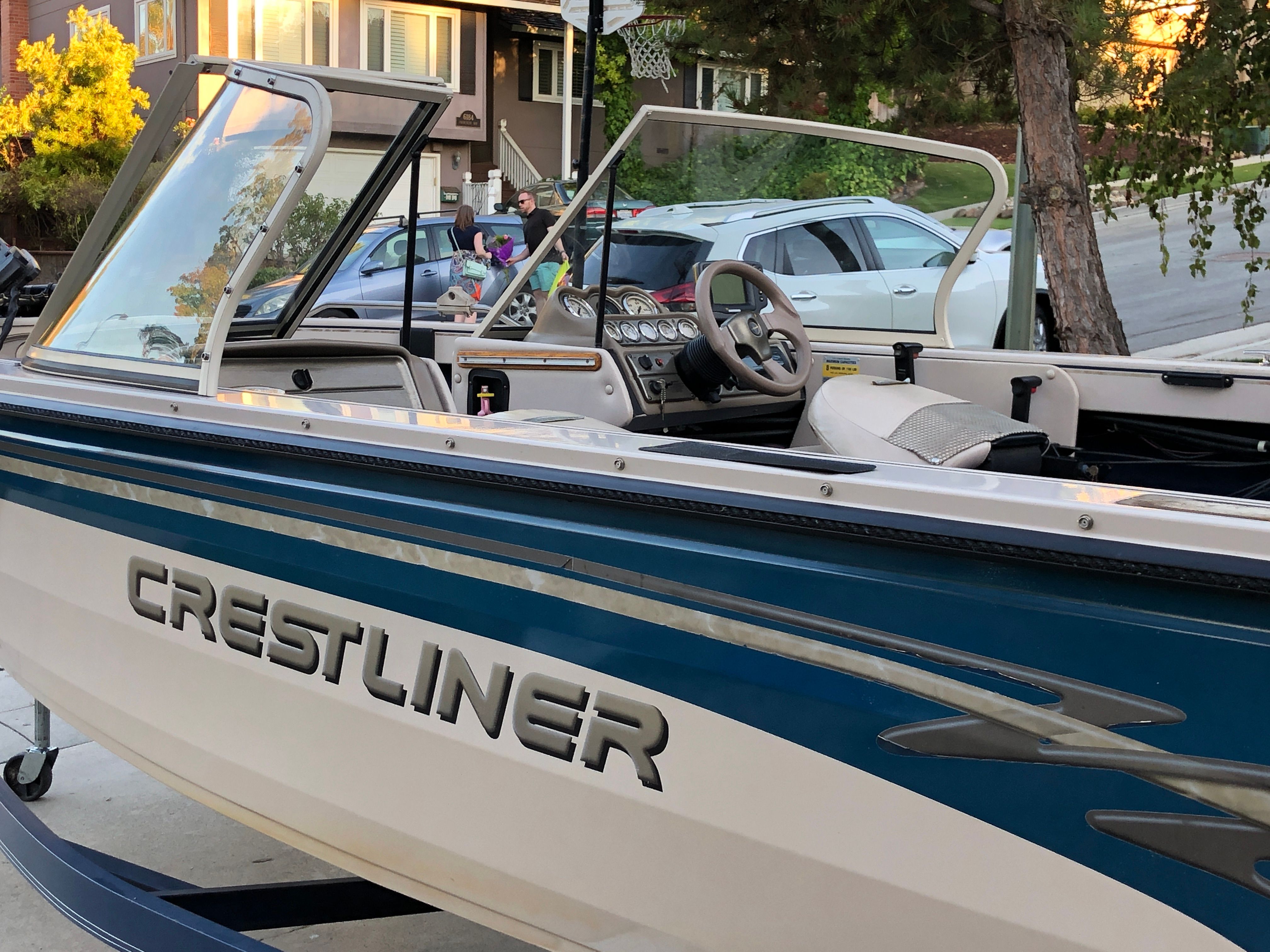 2000 Crestliner Sportfish 1850