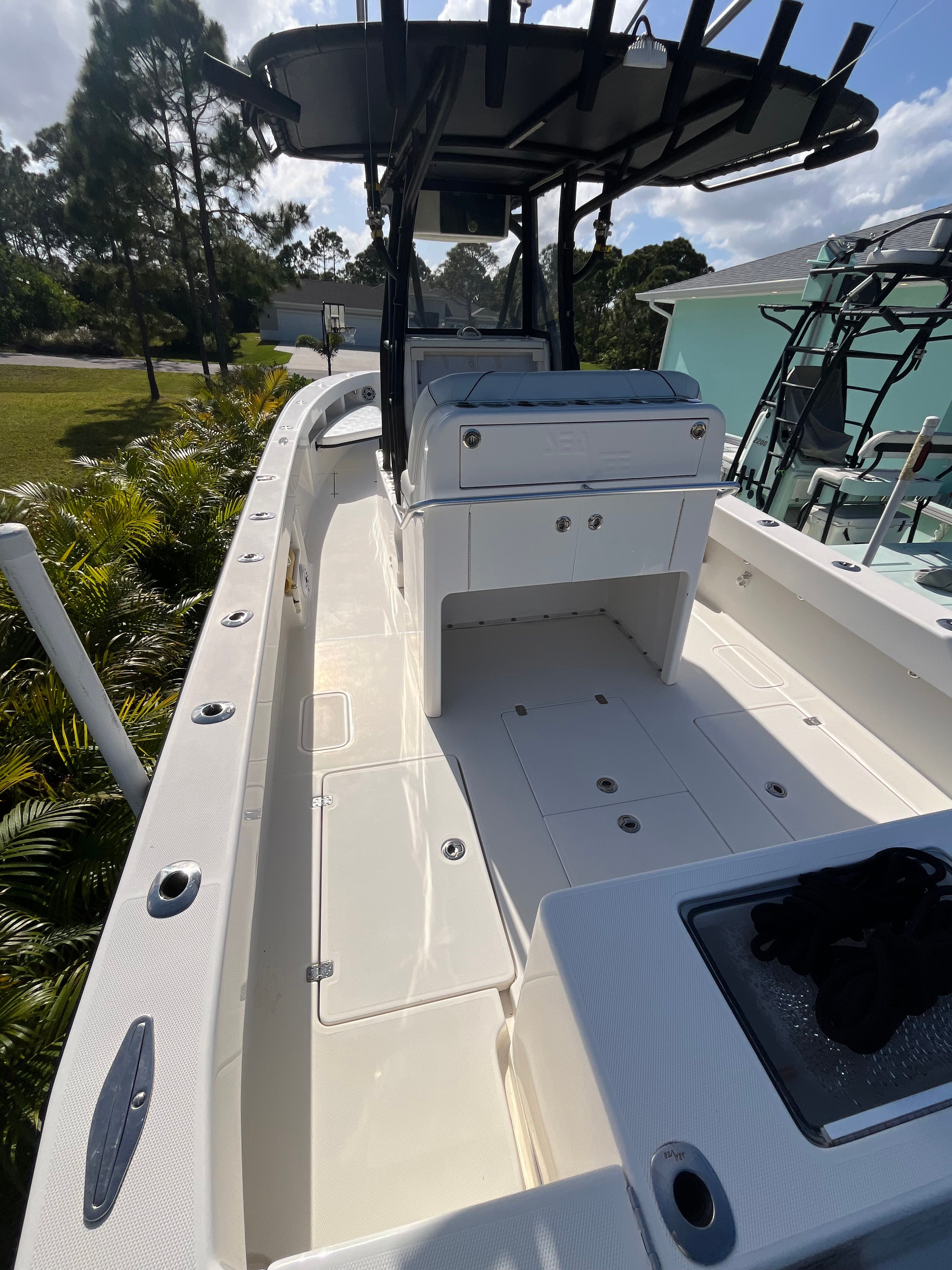 2023 SeaVee 32B - 3